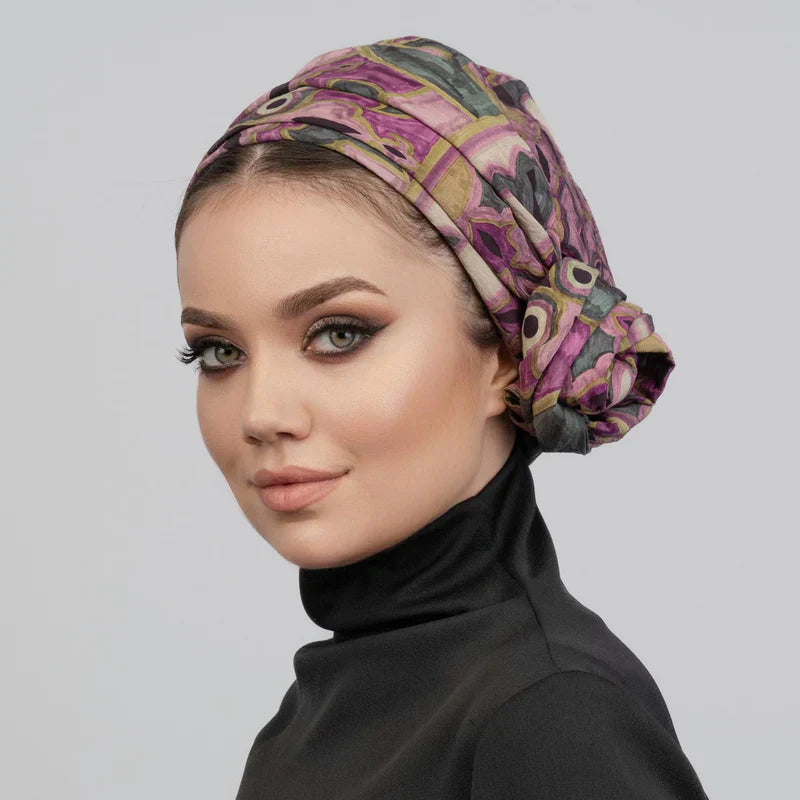 Anneler Günü’nde Zarafeti Hediye Et: Kaymayan, Şık Bone Modelleri