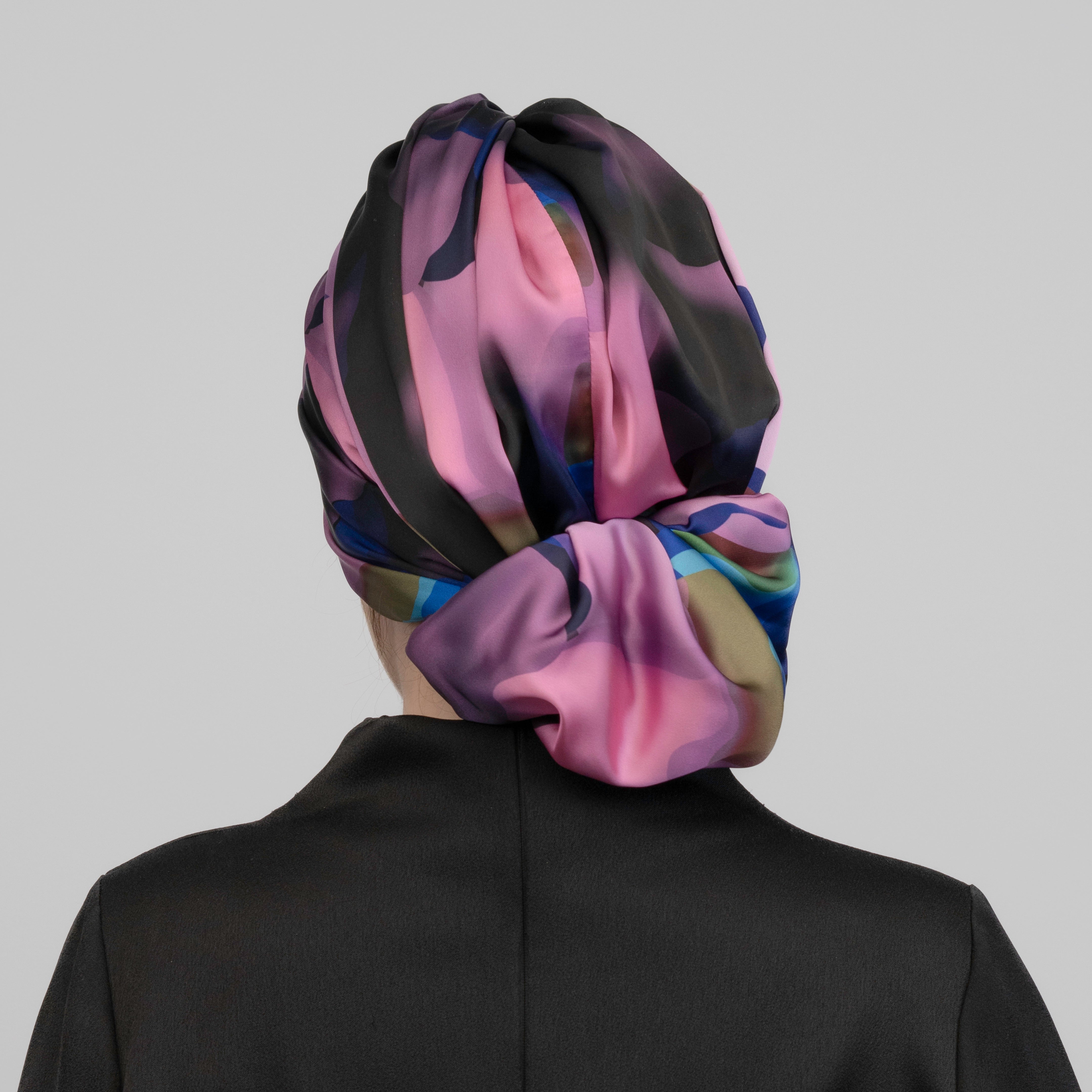 Abu Dabi - İpek Saten Topuzlu Bone