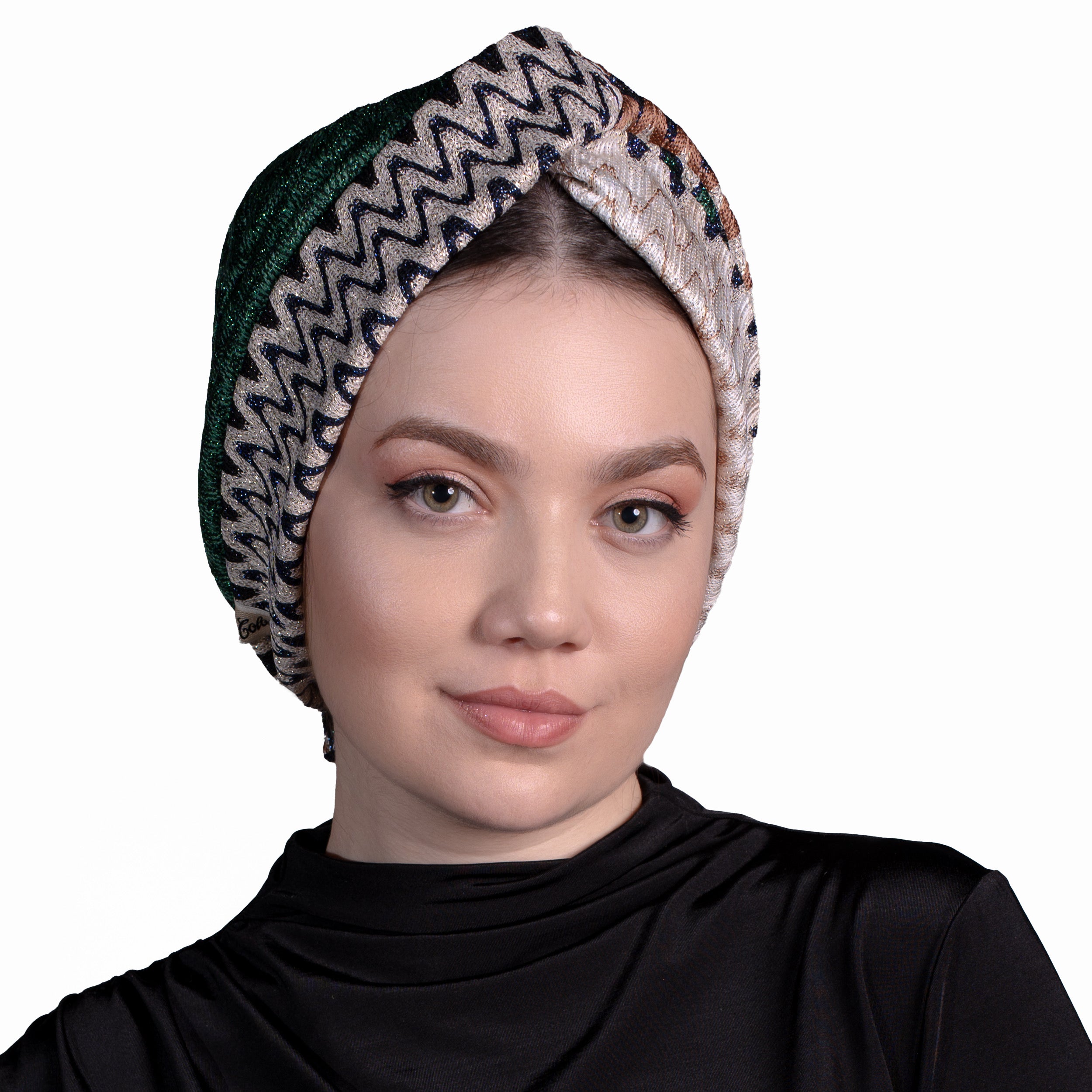 Barcelona Burgulu Bone - Yeşil Zikzak Desenli Örme Kumaş