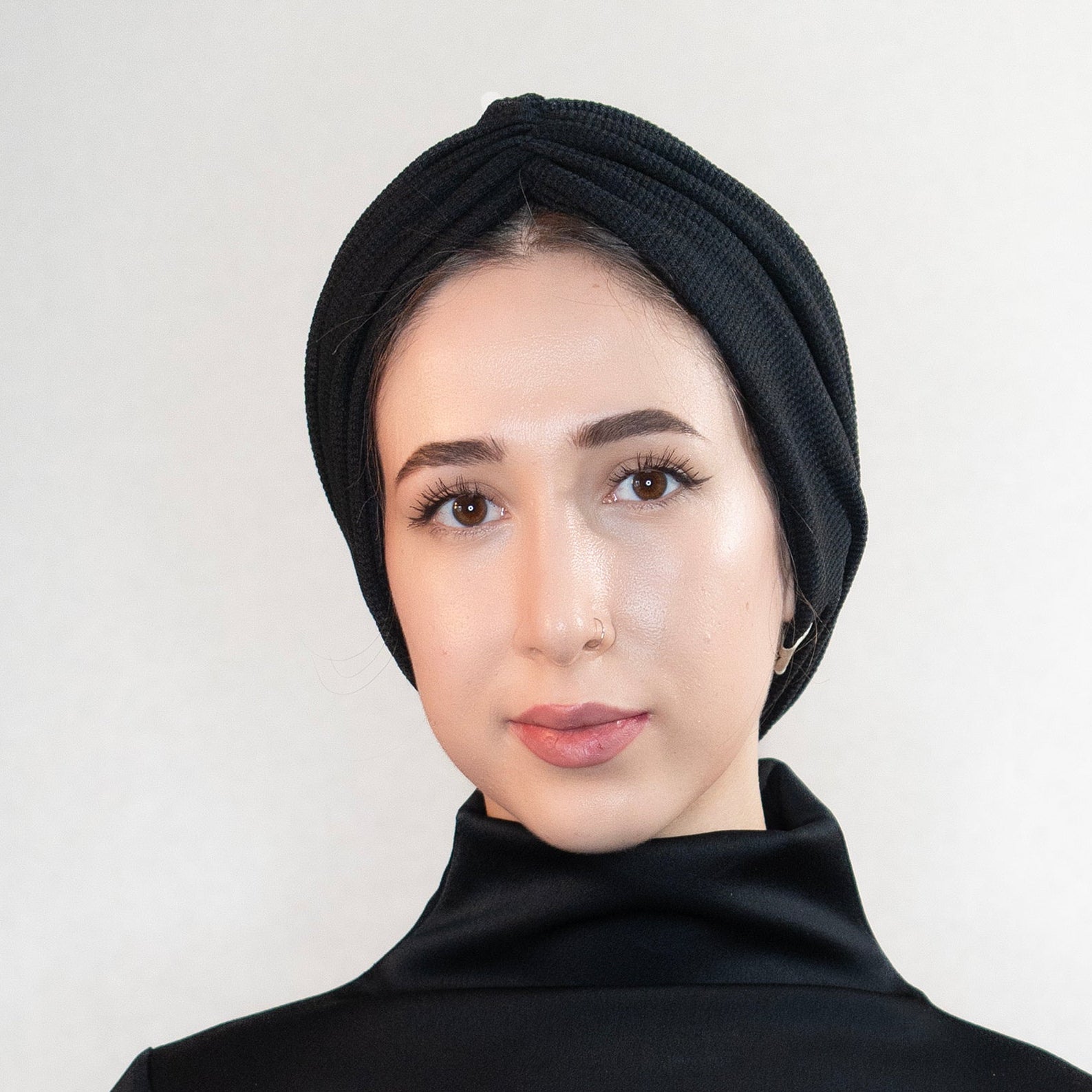 Milano Büzgülü Bone - Hafif Örme Kumaş