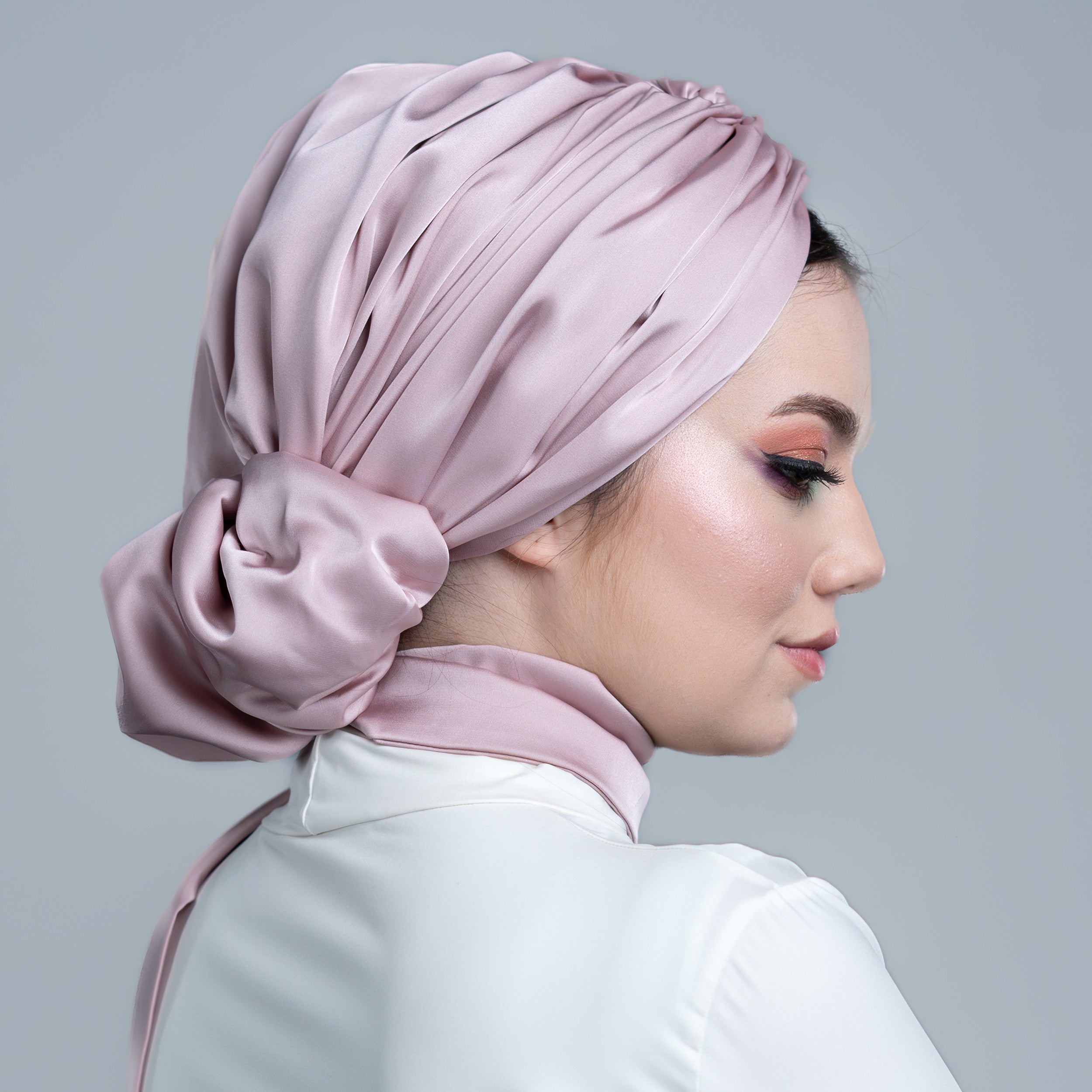 Abu Dabi – Saten - Topuzlu Bone