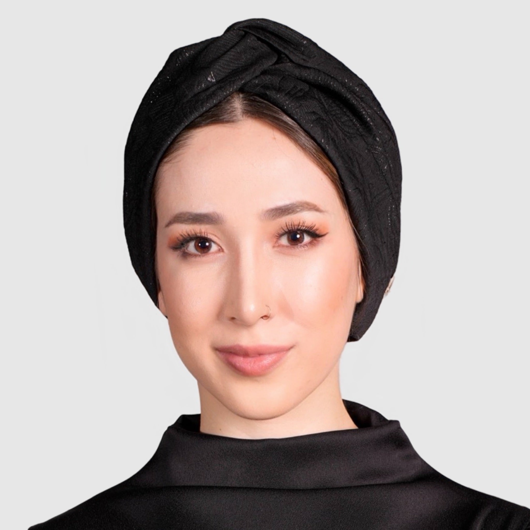 Barcelona Burgulu Bone - Siyah Jakarlı Tok Kumaş