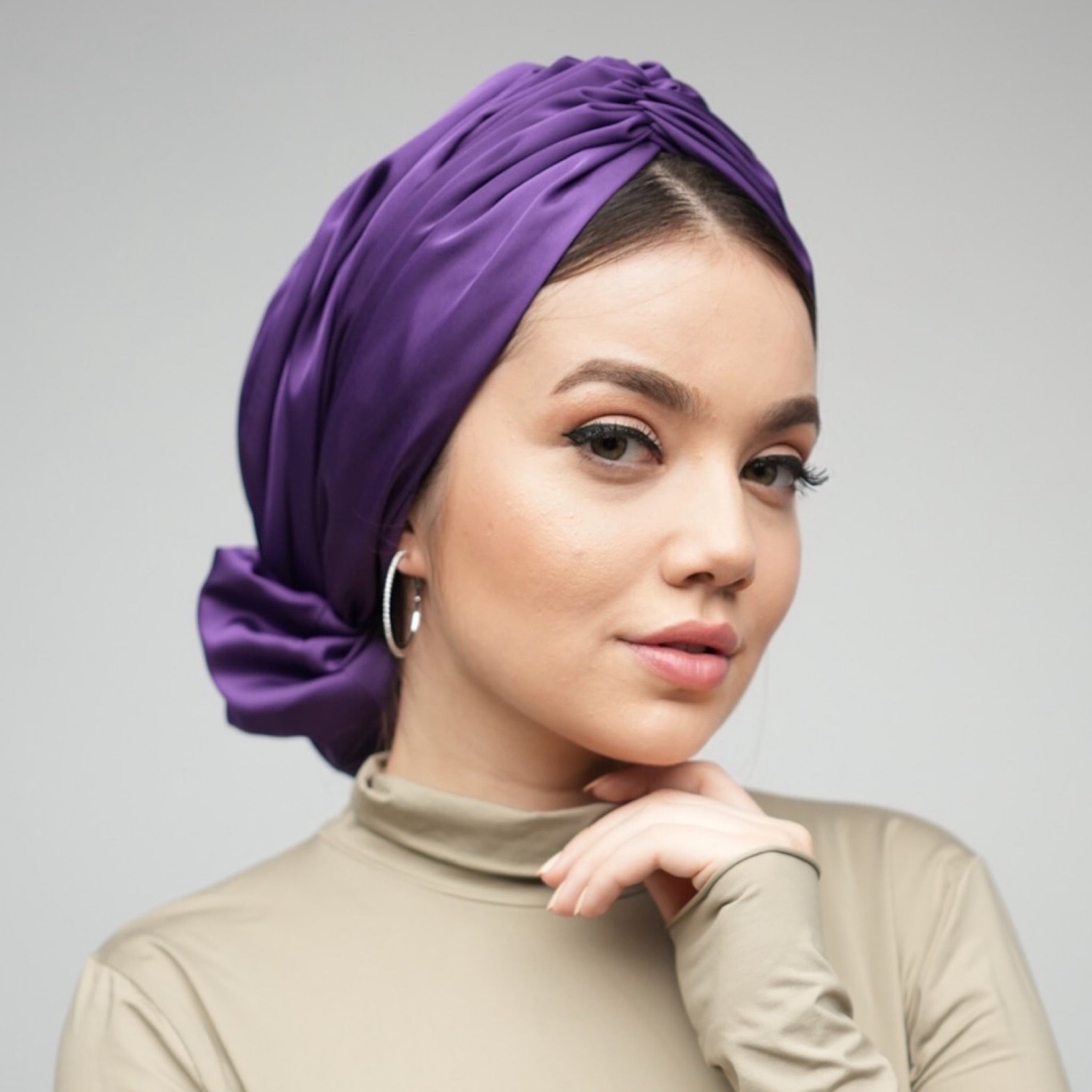 Abu Dhabi Ready-Made Bonnet - Lycra Satin Fabric - Black - BitterColors