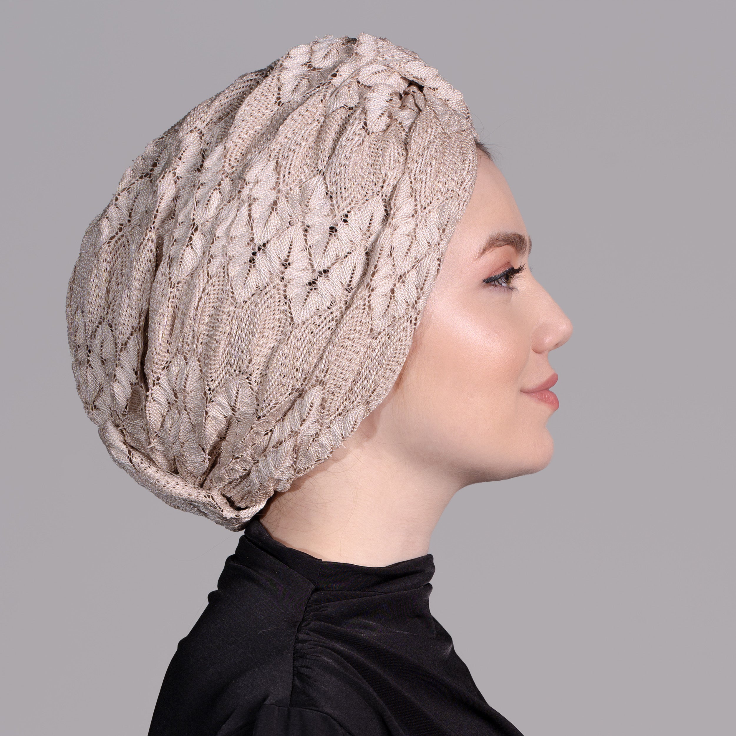 Barcelona Burgulu Bone - Zikzak Desenli Dokulu File Kumaş