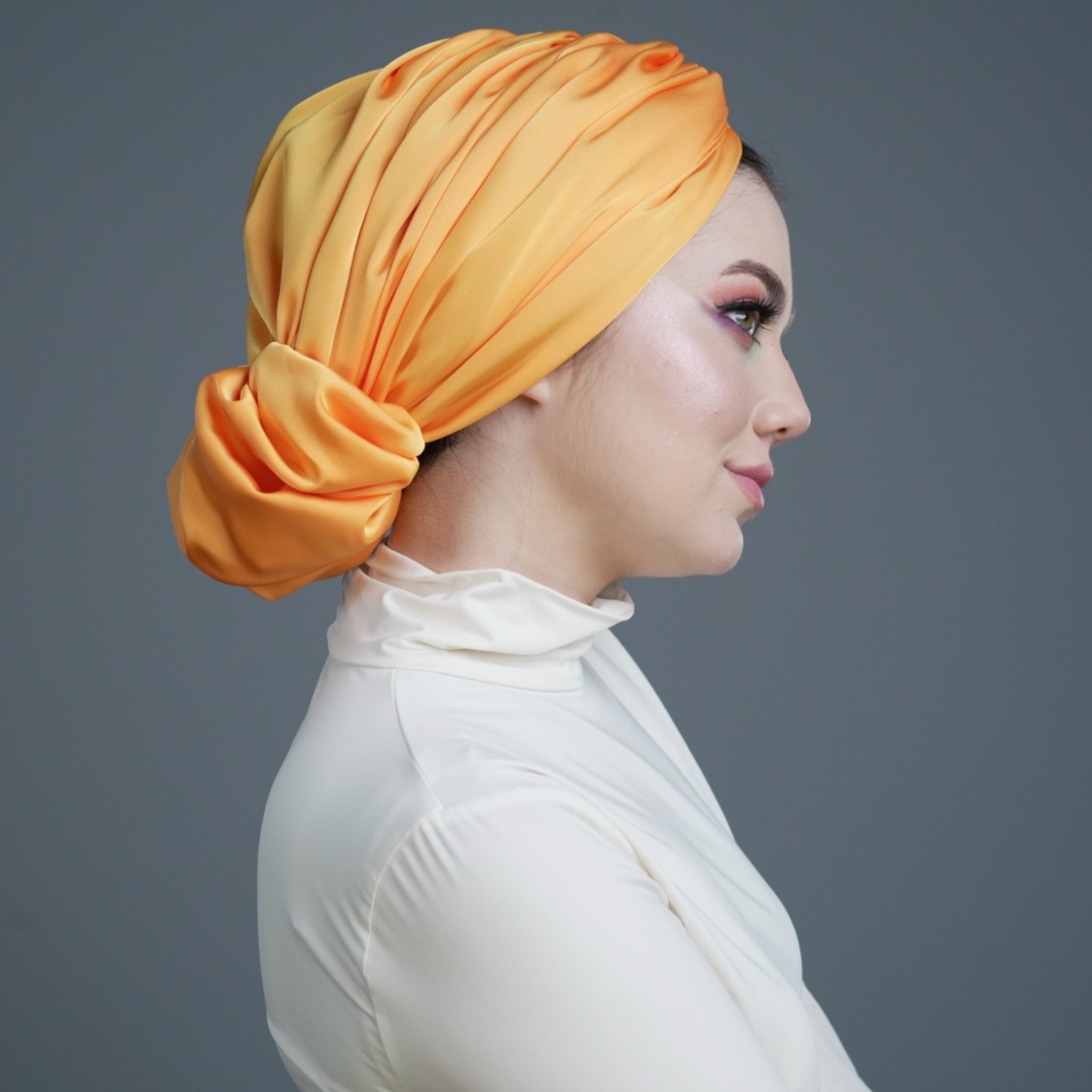 Abu Dabi – Saten - Topuzlu Bone