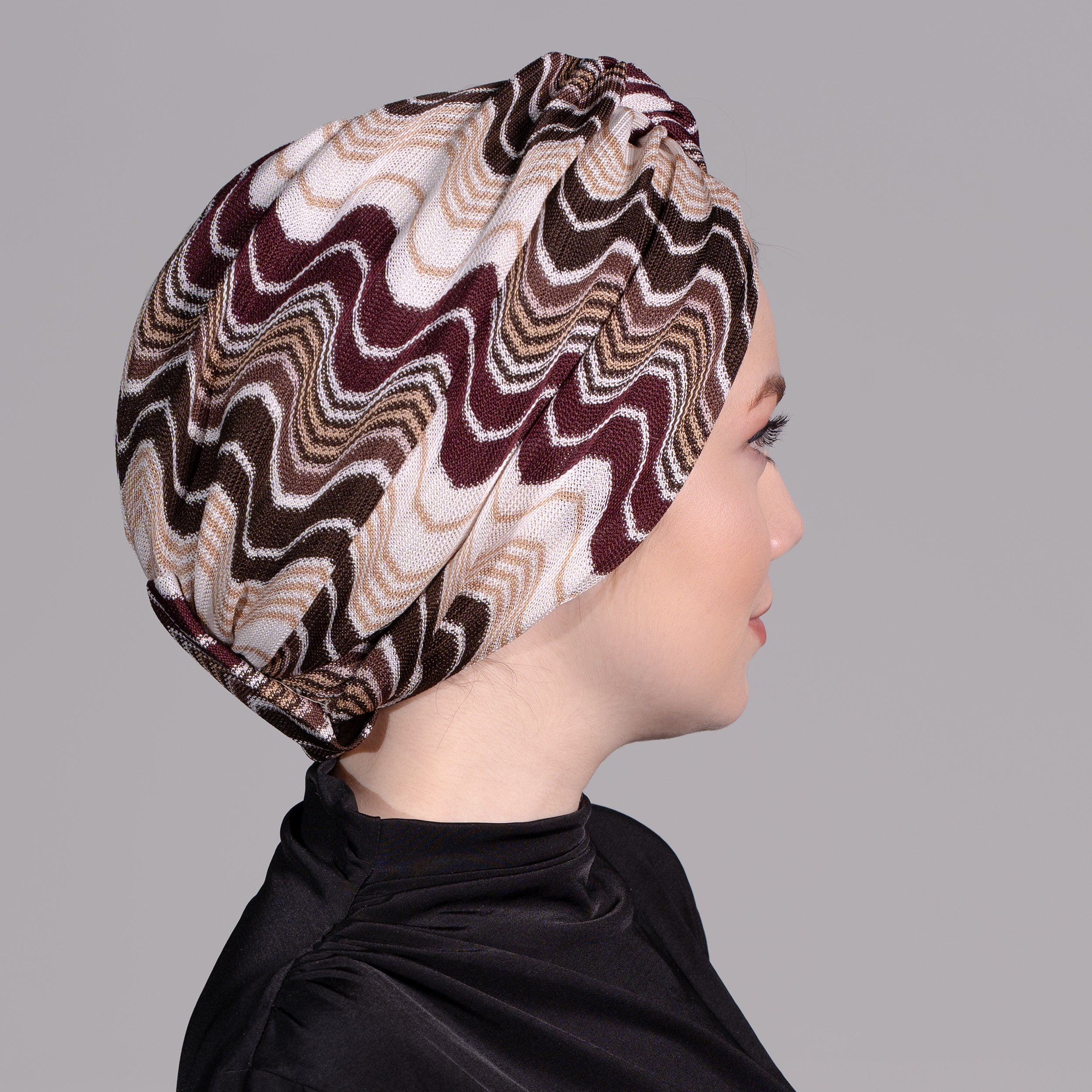 Barcelona Burgulu Bone - Kahve Krem Renkli - Dalga Desenli Hafif Örme Kumaş