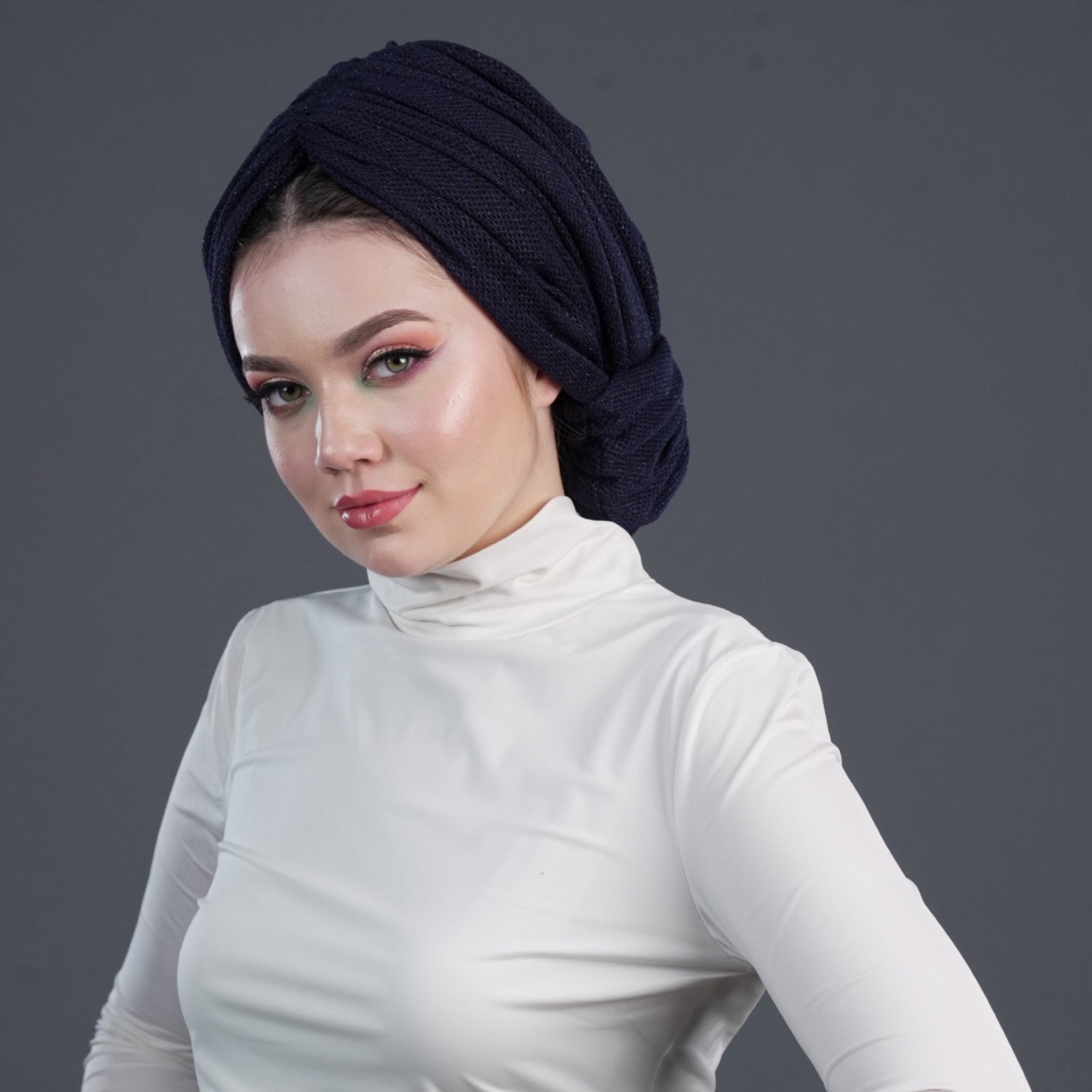 Beyrut Topuzlu Bone - Simli Kumaş