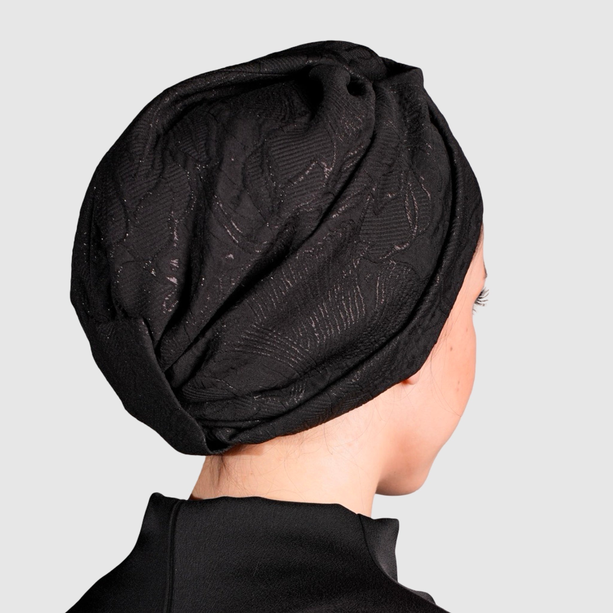 Twisted Jacquard Black Floral Patterned Bonnet