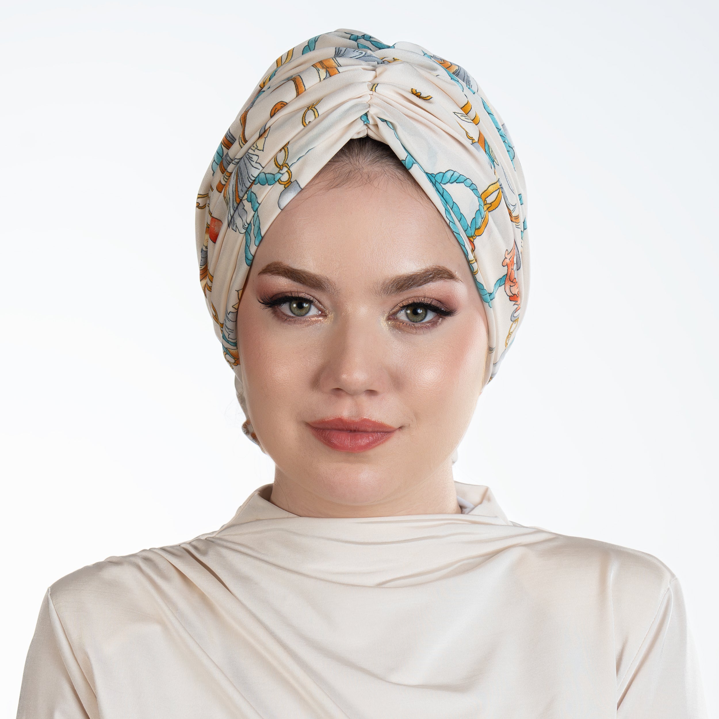 Beyrut Topuzlu Bone – Zincir Desenli Cupra Kumaş