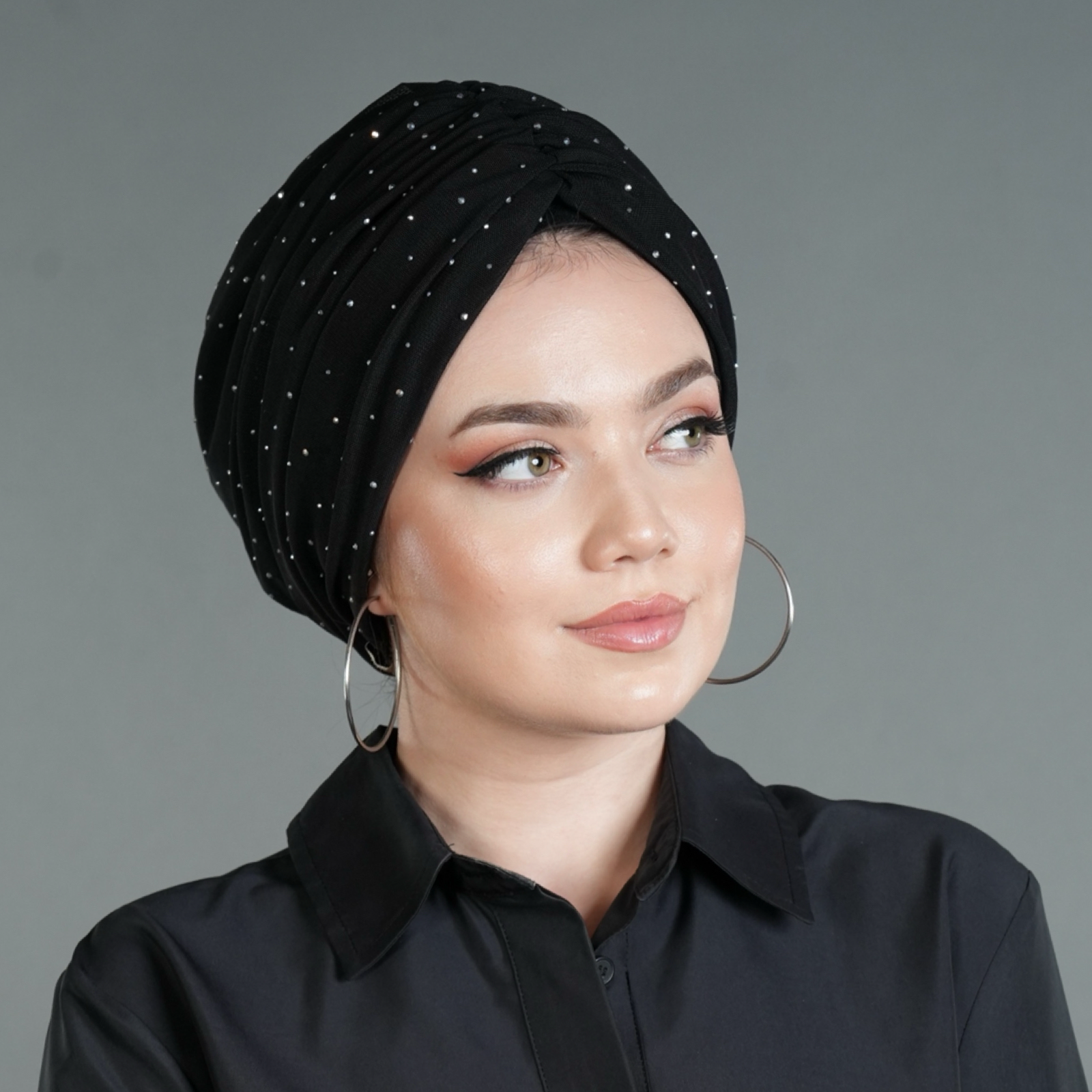 Milano Büzgülü Bone - Taş Işıltılı Esnek Kumaş