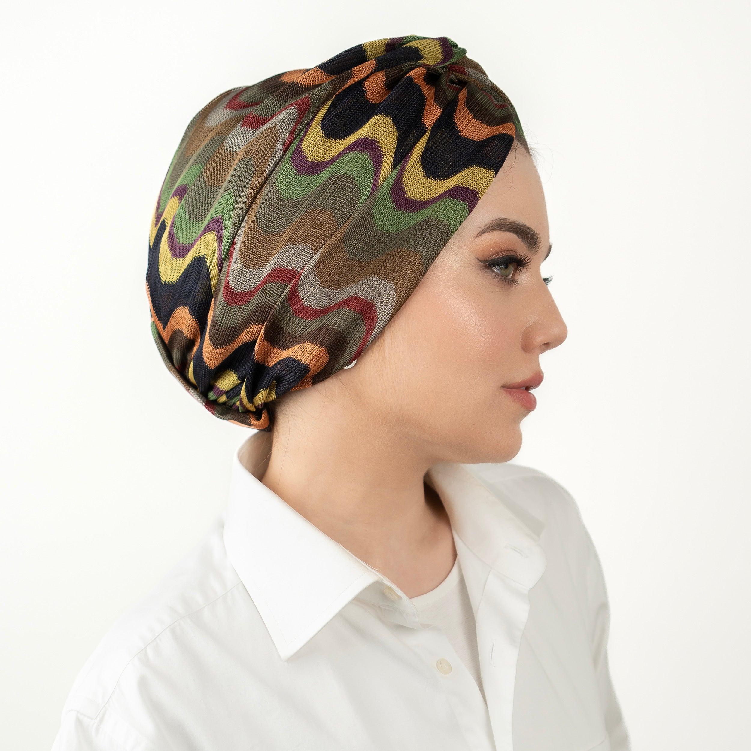 Barcelona Burgulu Bone - Yeşil Dalga Desenli Örme Kumaş