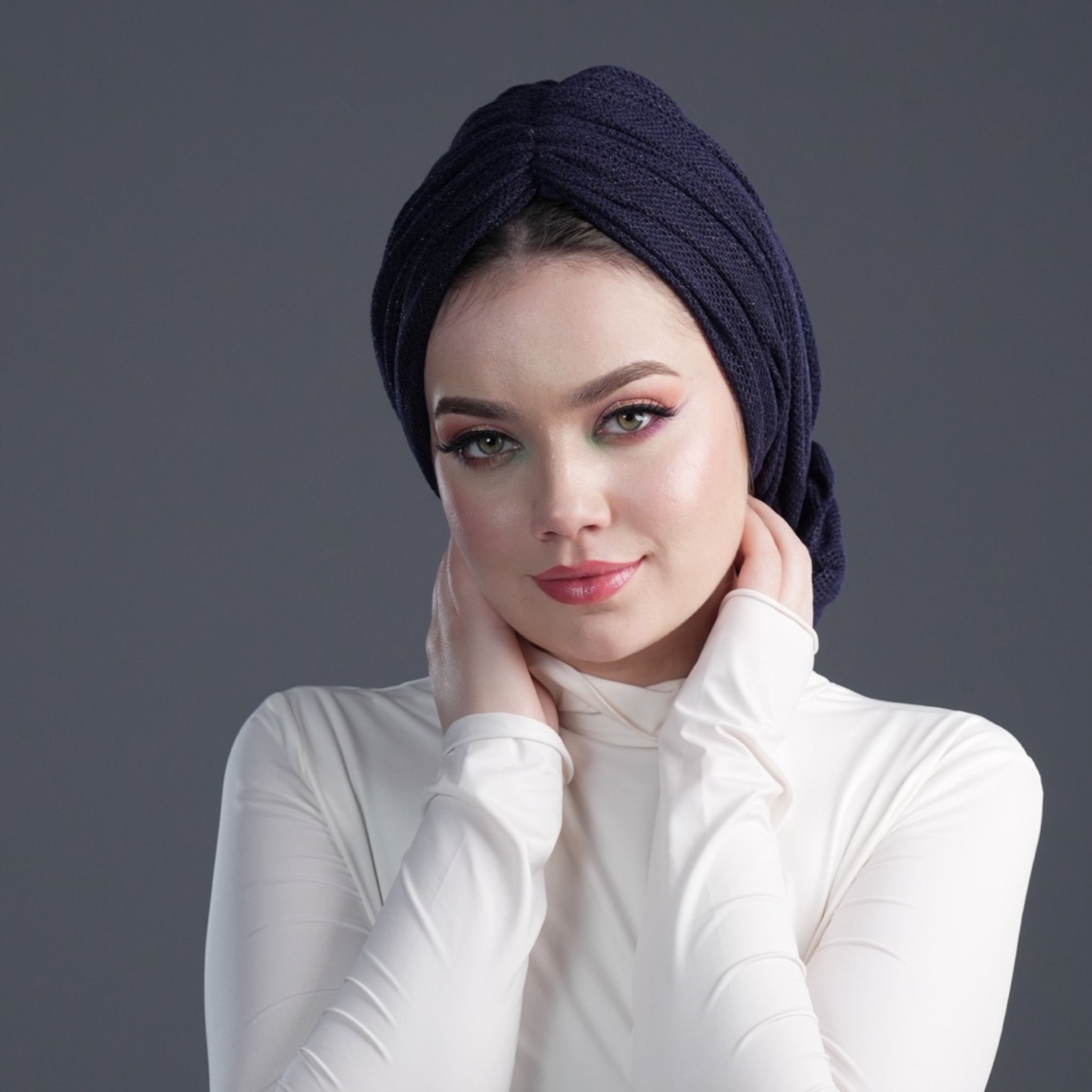 Beyrut Topuzlu Bone - Simli Kumaş