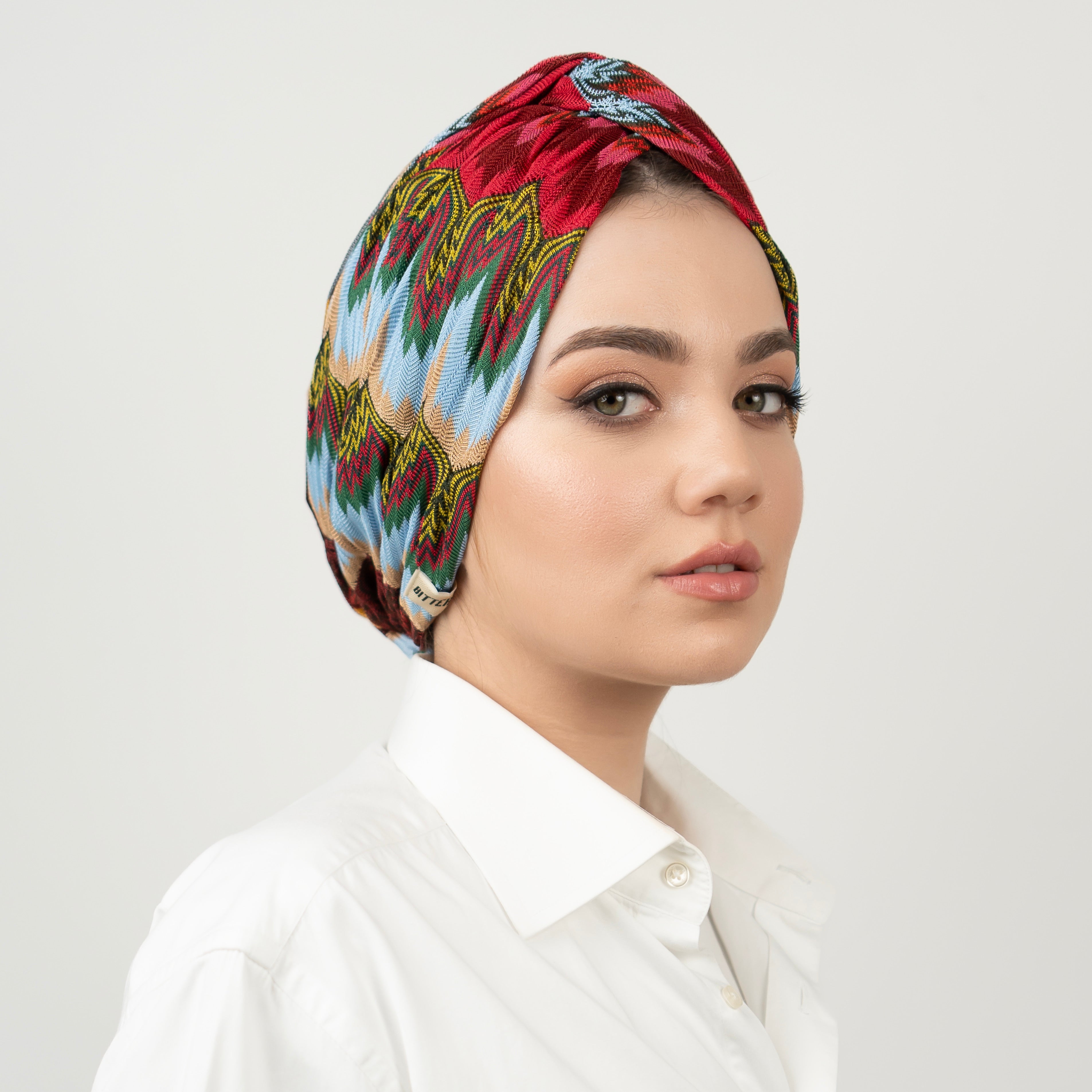 Barcelona Burgulu Bone - Fuşya Zikzak Desenli Örme Kumaş