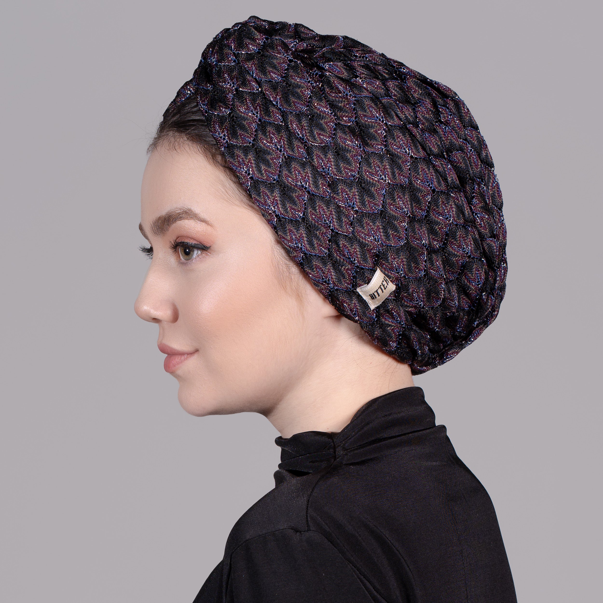 Barcelona Burgulu Bone - Lacivert Mor Zikzak Desenli Örme Kumaş