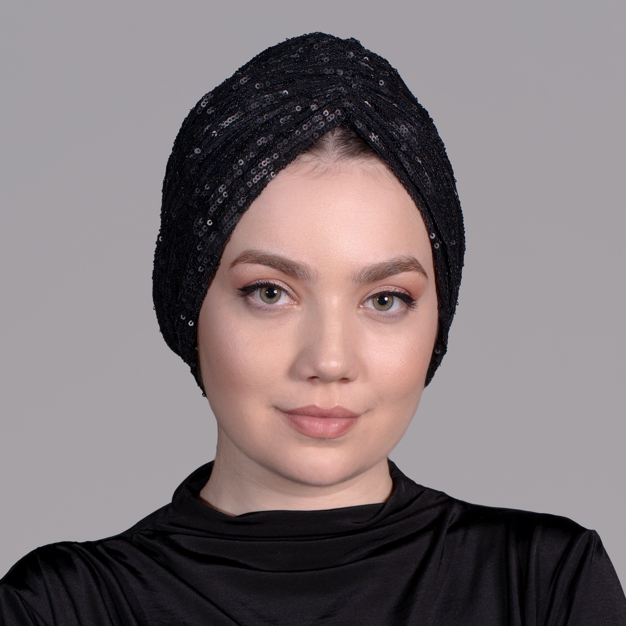 Beyrut Topuzlu Bone - Pul Payet İşlemeli