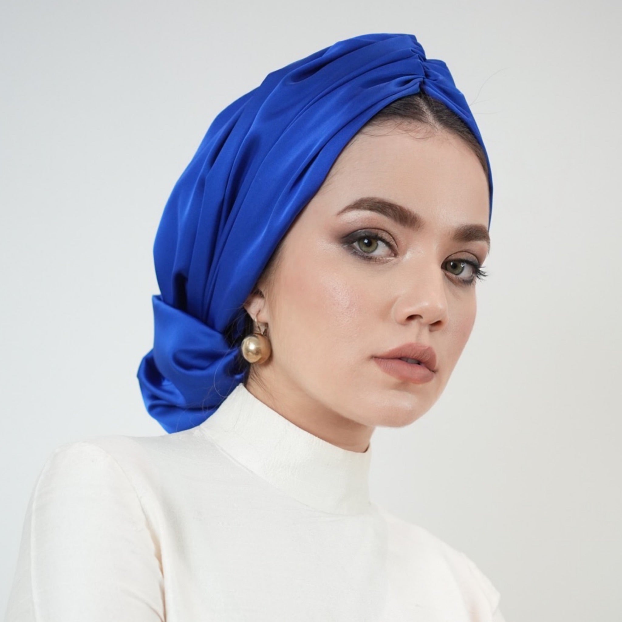 Abu Dhabi Ready-Made Bonnet - Lycra Satin Fabric - Black - BitterColors