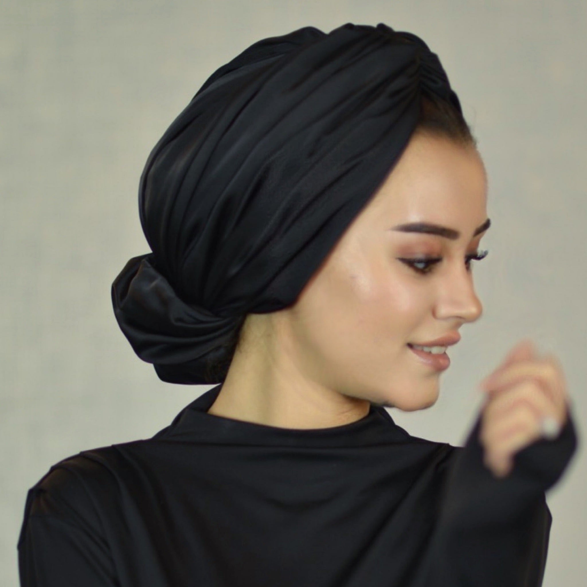 Abu Dhabi Ready-Made Bonnet - Lycra Satin Fabric - Black - BitterColors