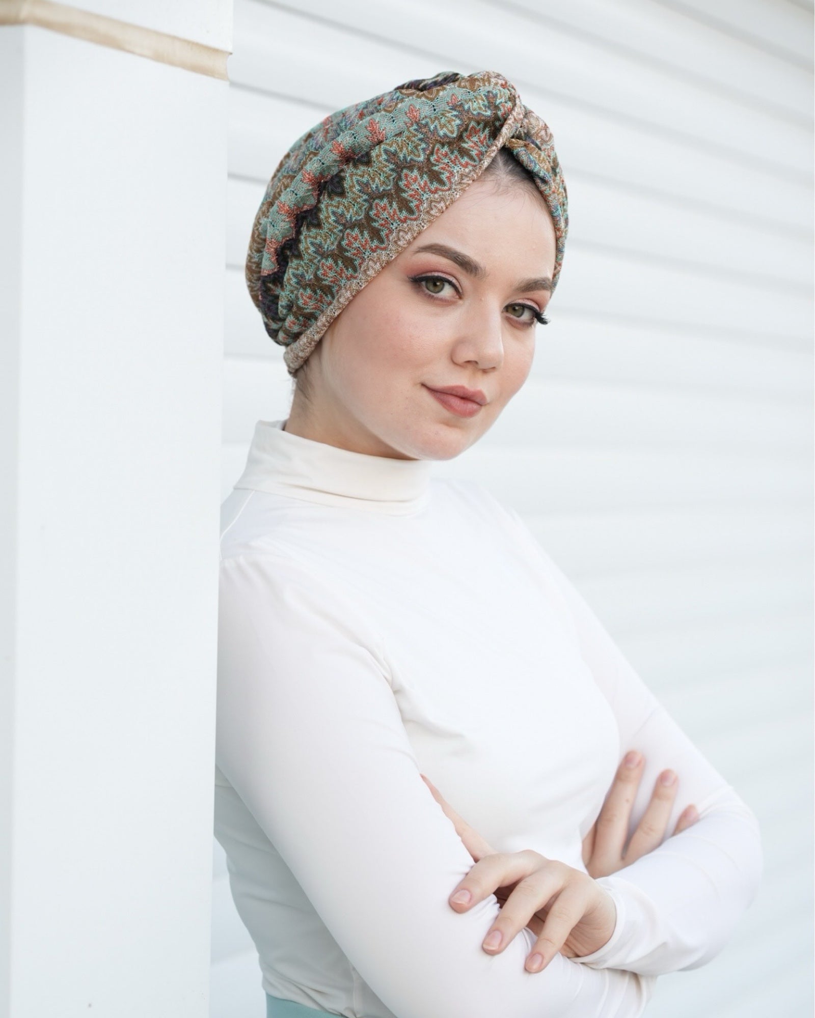 Barcelona Burgulu Bone - Mint Yeşili Zikzak Desenli Örme Kumaş