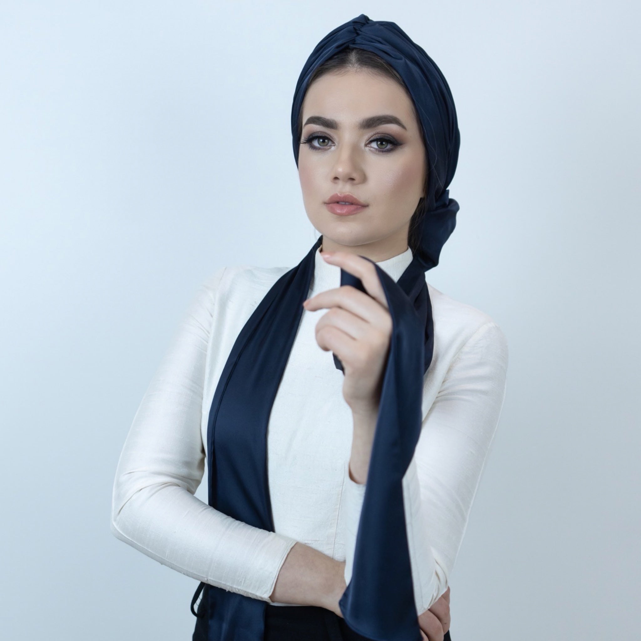 Abu Dhabi Ready-Made Bonnet - Lycra Satin Fabric - Black - BitterColors