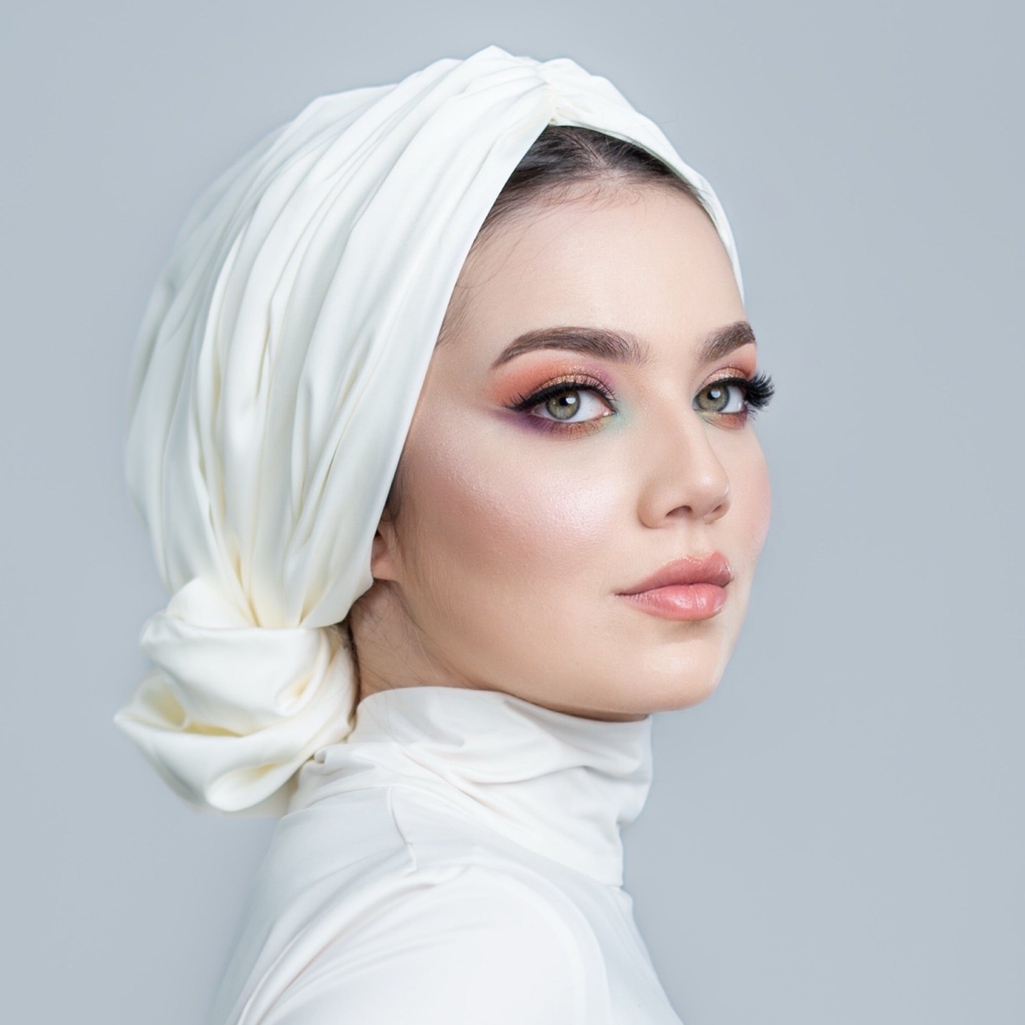 Abu Dhabi Ready-Made Bonnet - Lycra Satin Fabric - Black - BitterColors