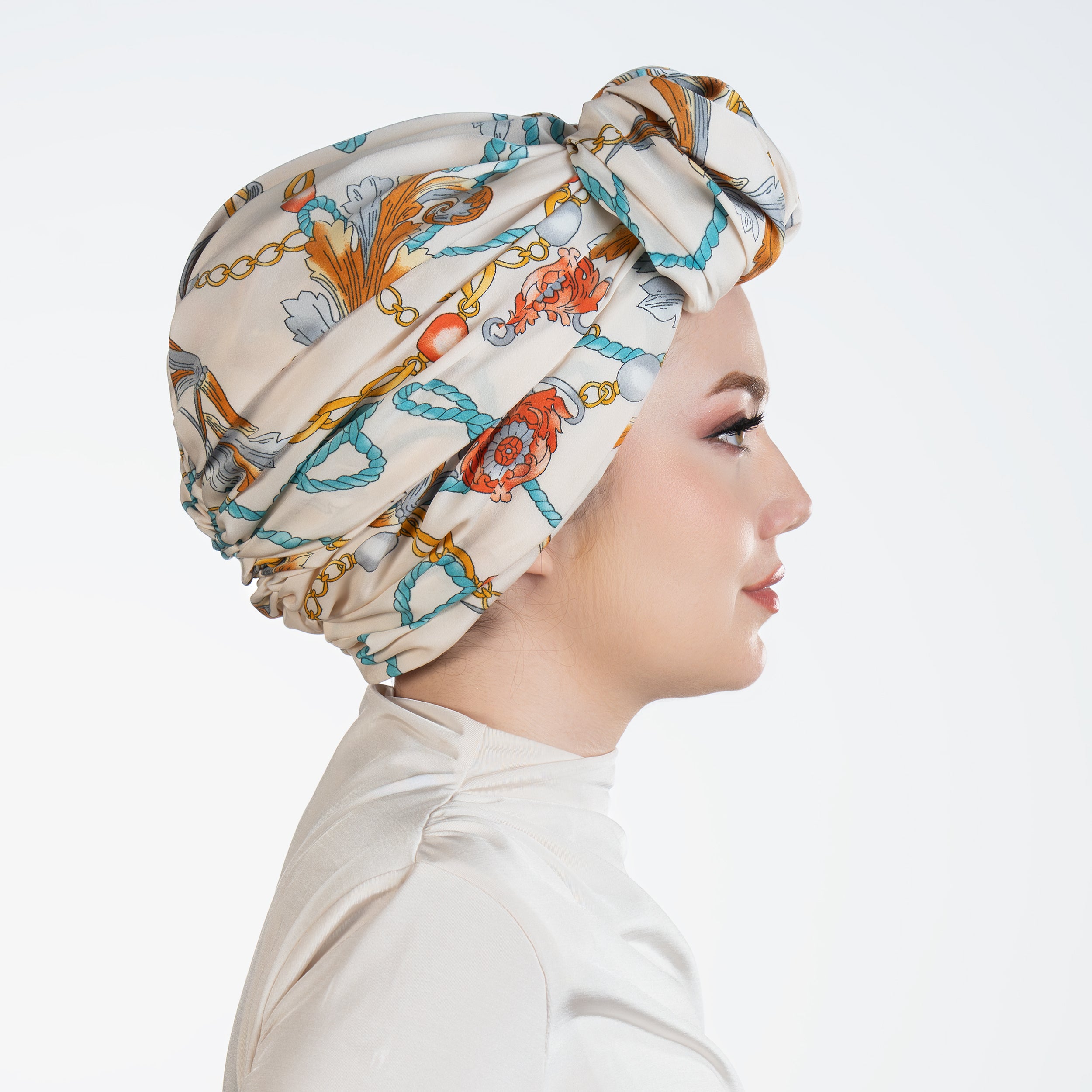 Beyrut Topuzlu Bone – Zincir Desenli Cupra Kumaş