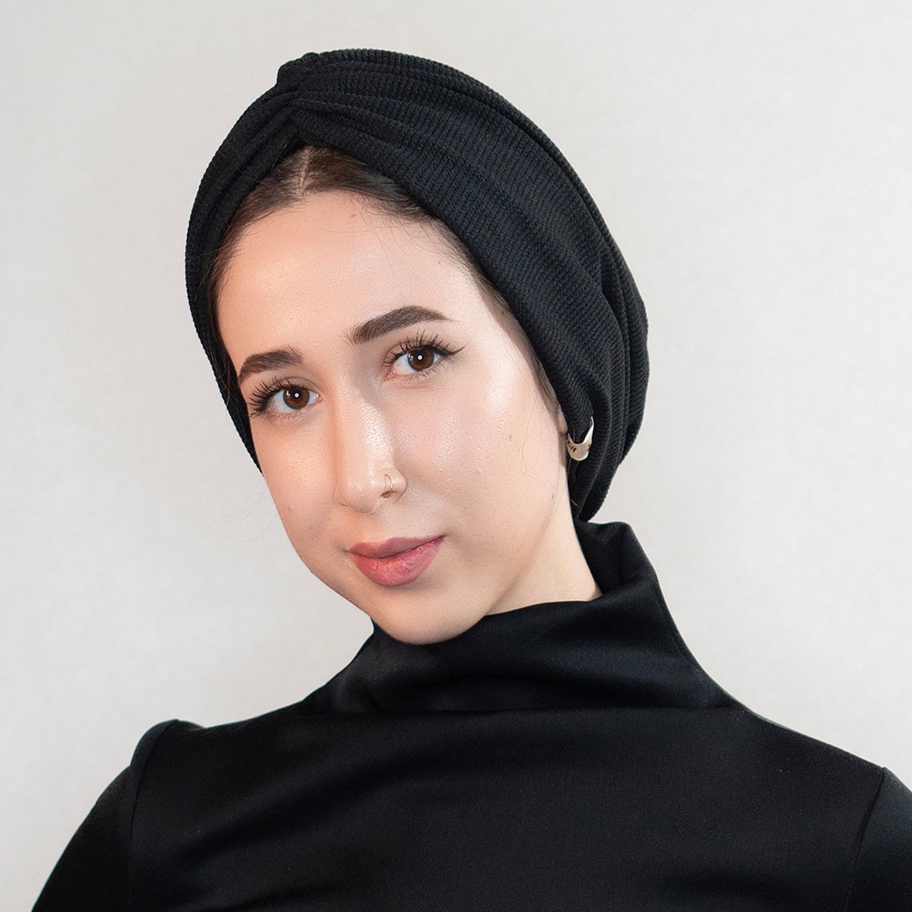 Milano Büzgülü Bone - Hafif Örme Kumaş