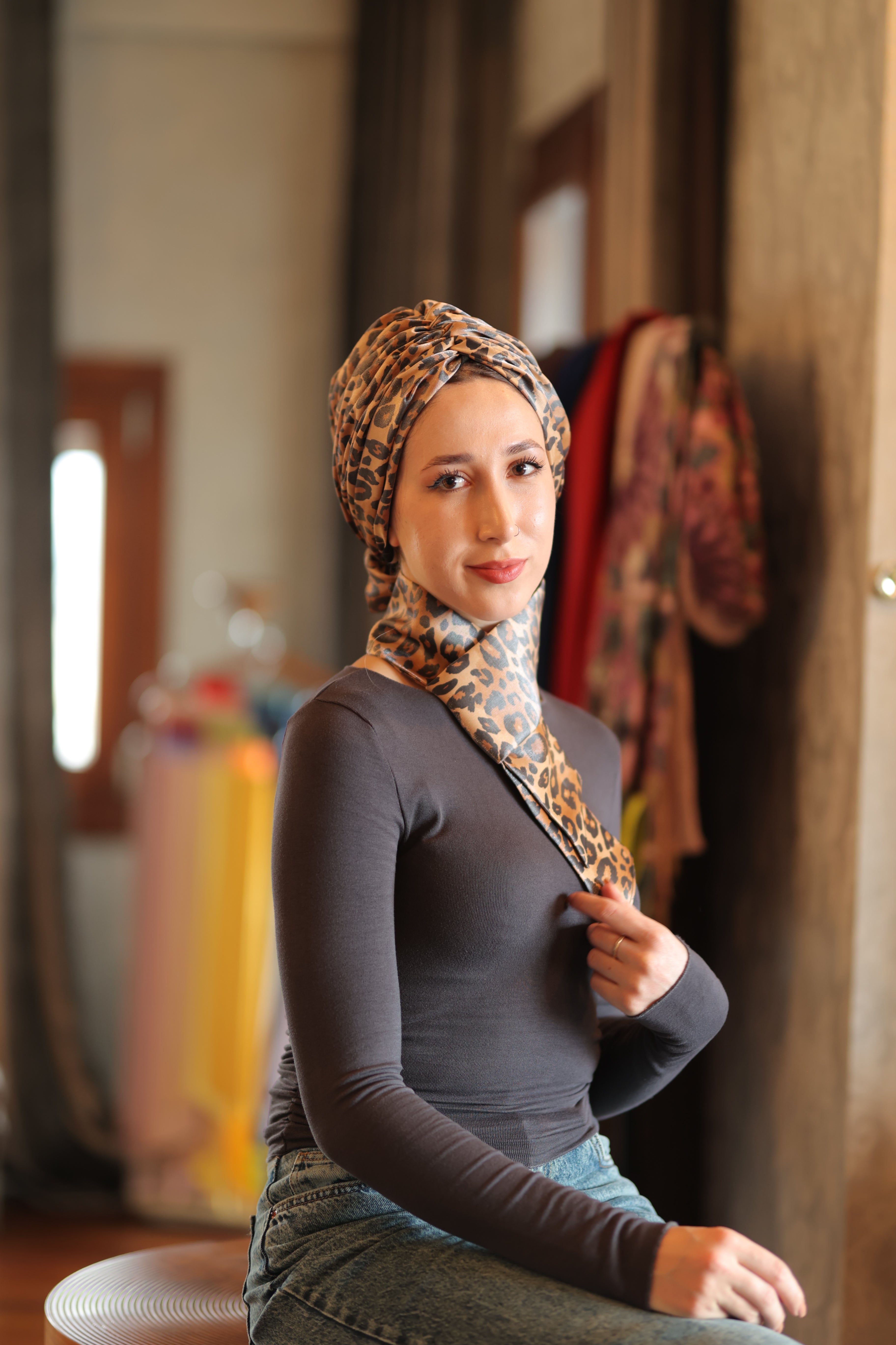 Esra Tokelli Leopar Desenli Penye Astarlı Büzgülü Bone - Kullanıma Hazır Bone - Çok Renkli - BitterColors