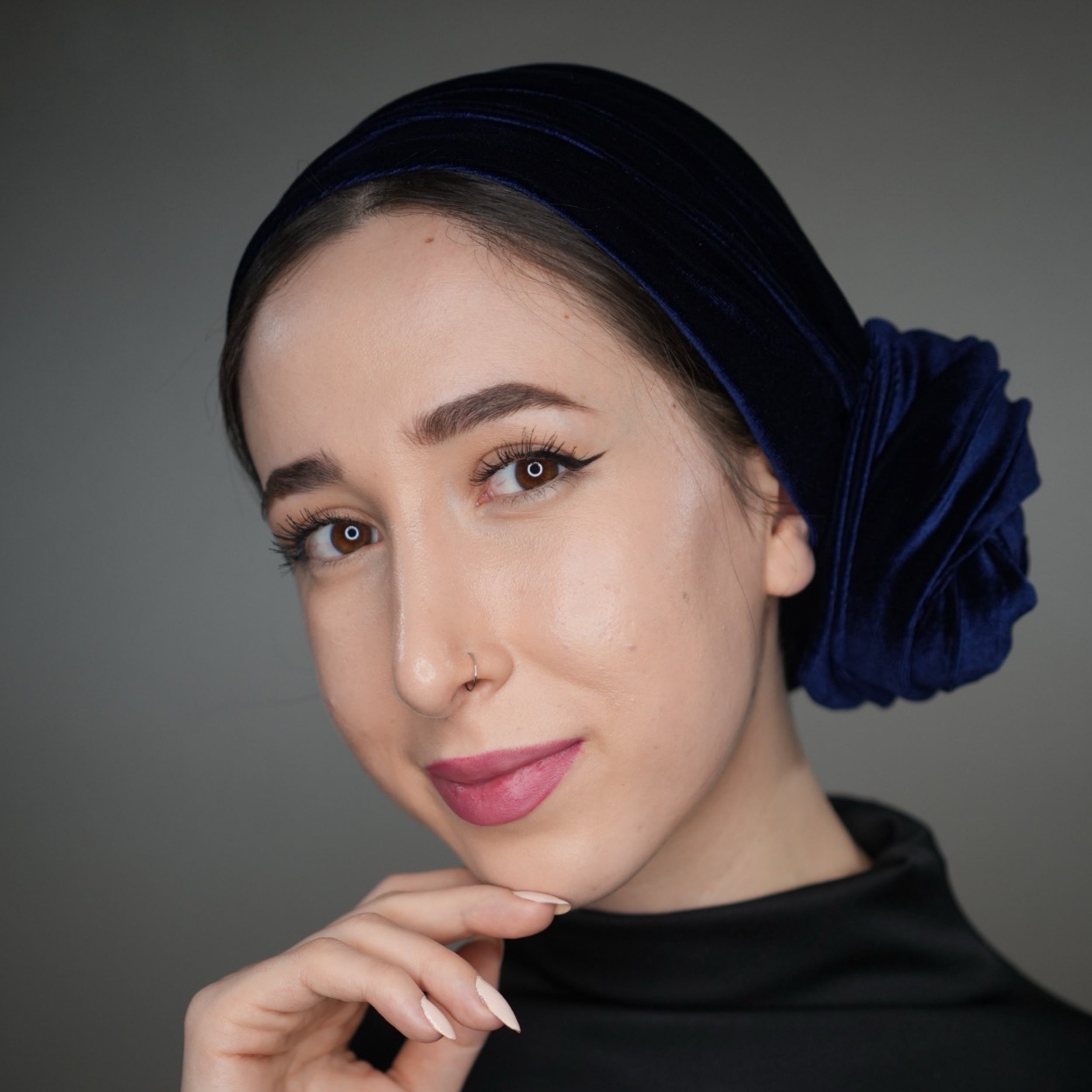 Dubai Bağlamalı Bone - Esnek Kadife Kumaş