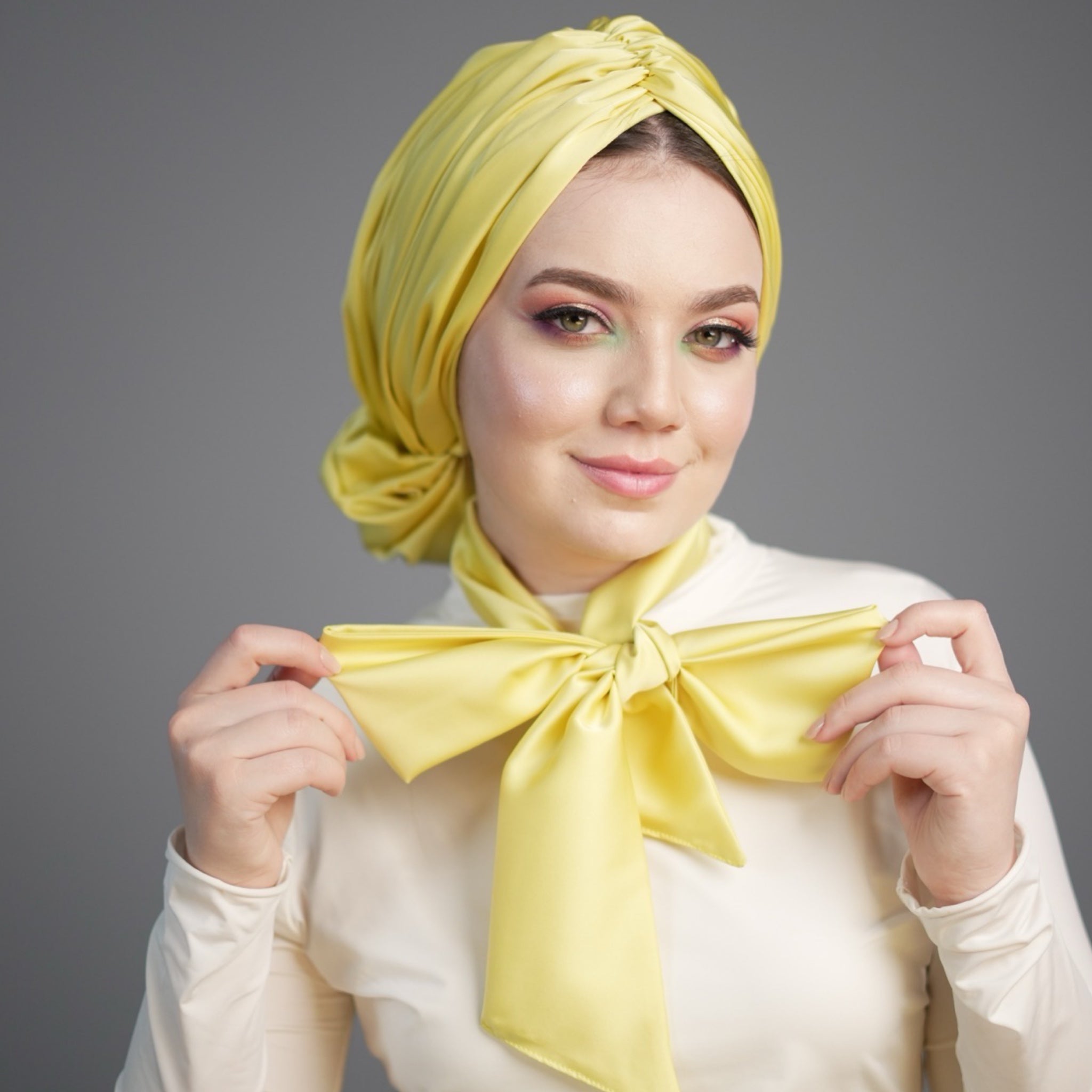 Abu Dabi – Saten - Topuzlu Bone