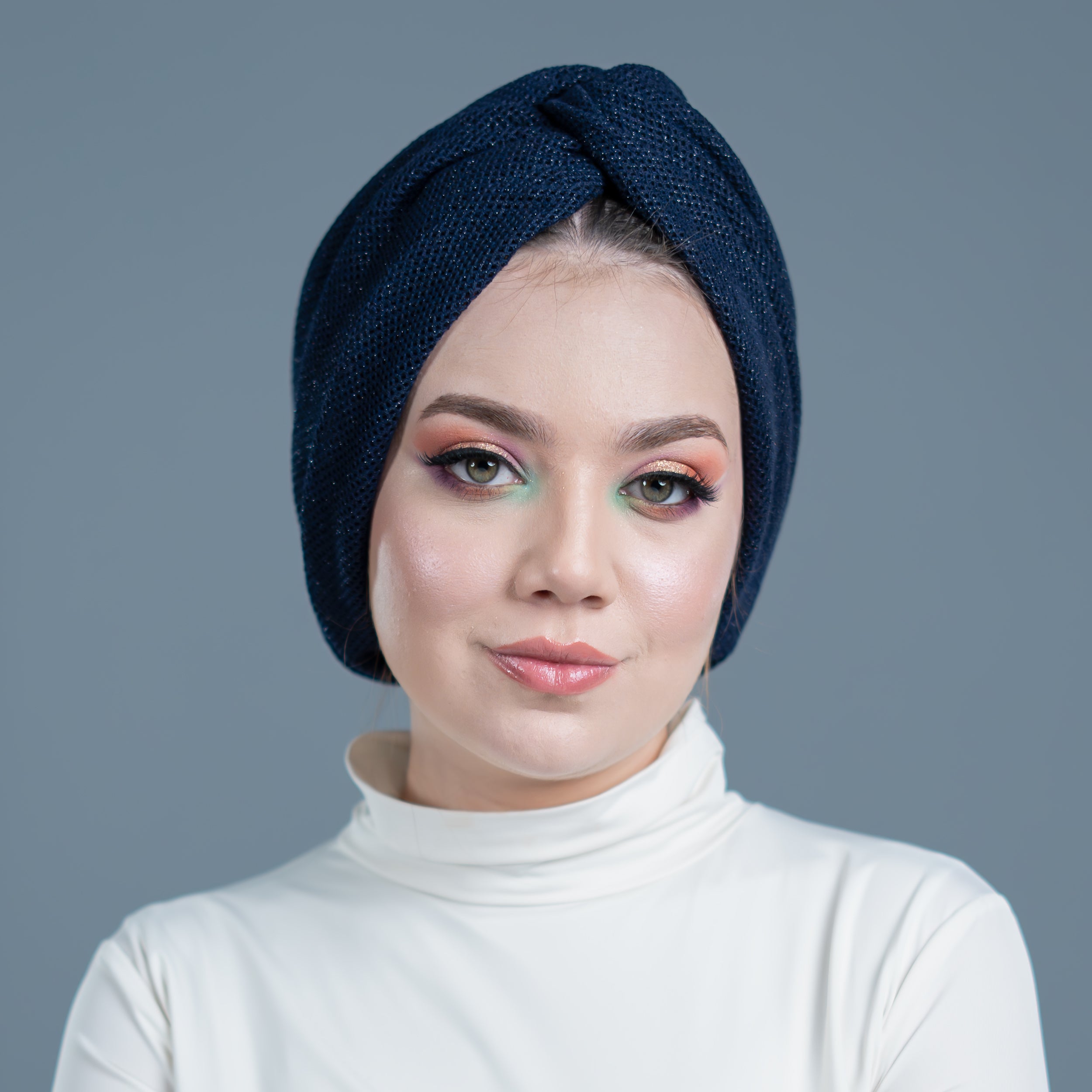 Barcelona Burgulu Bone - Simli Hafif Örme Kumaş