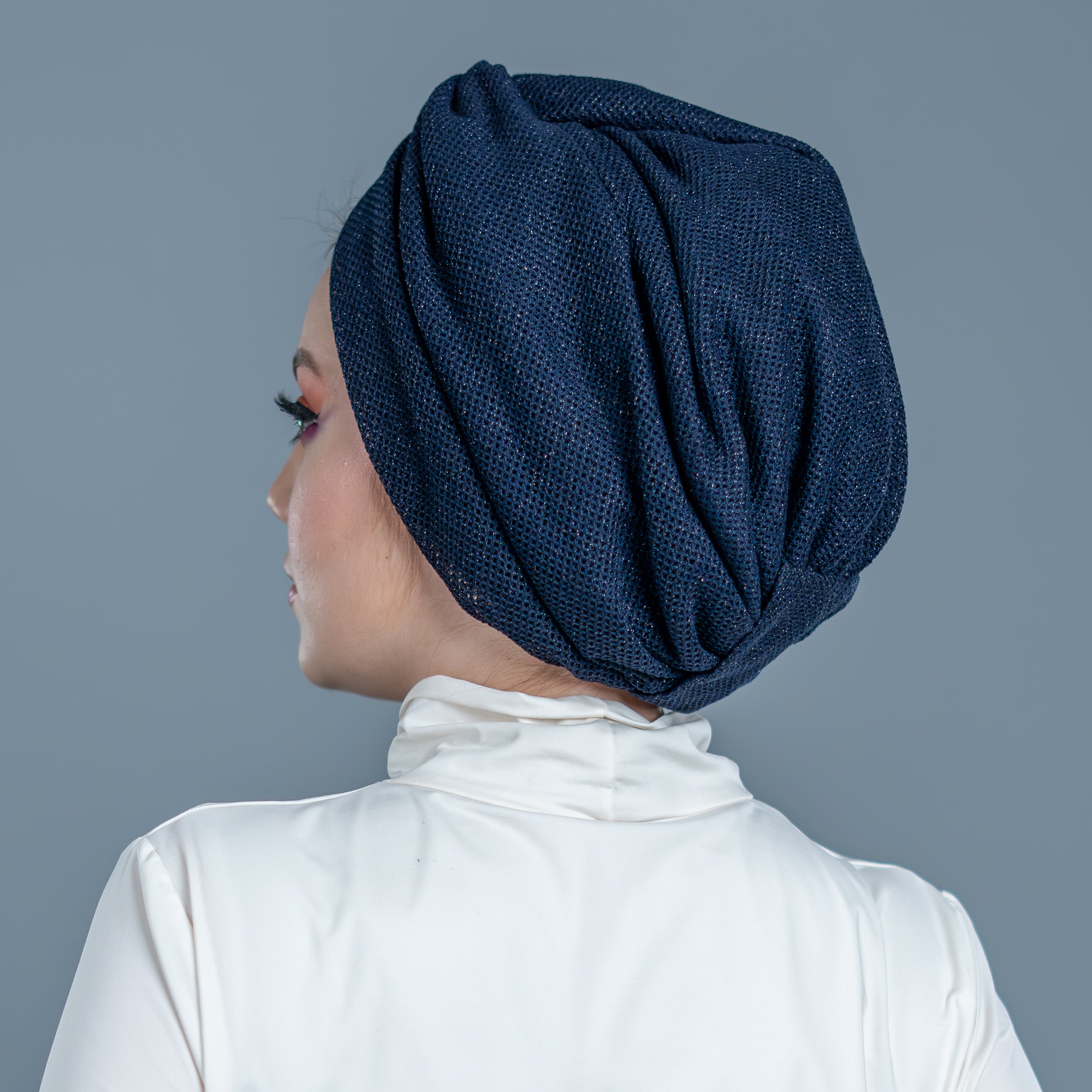 Barcelona Burgulu Bone - Simli Hafif Örme Kumaş