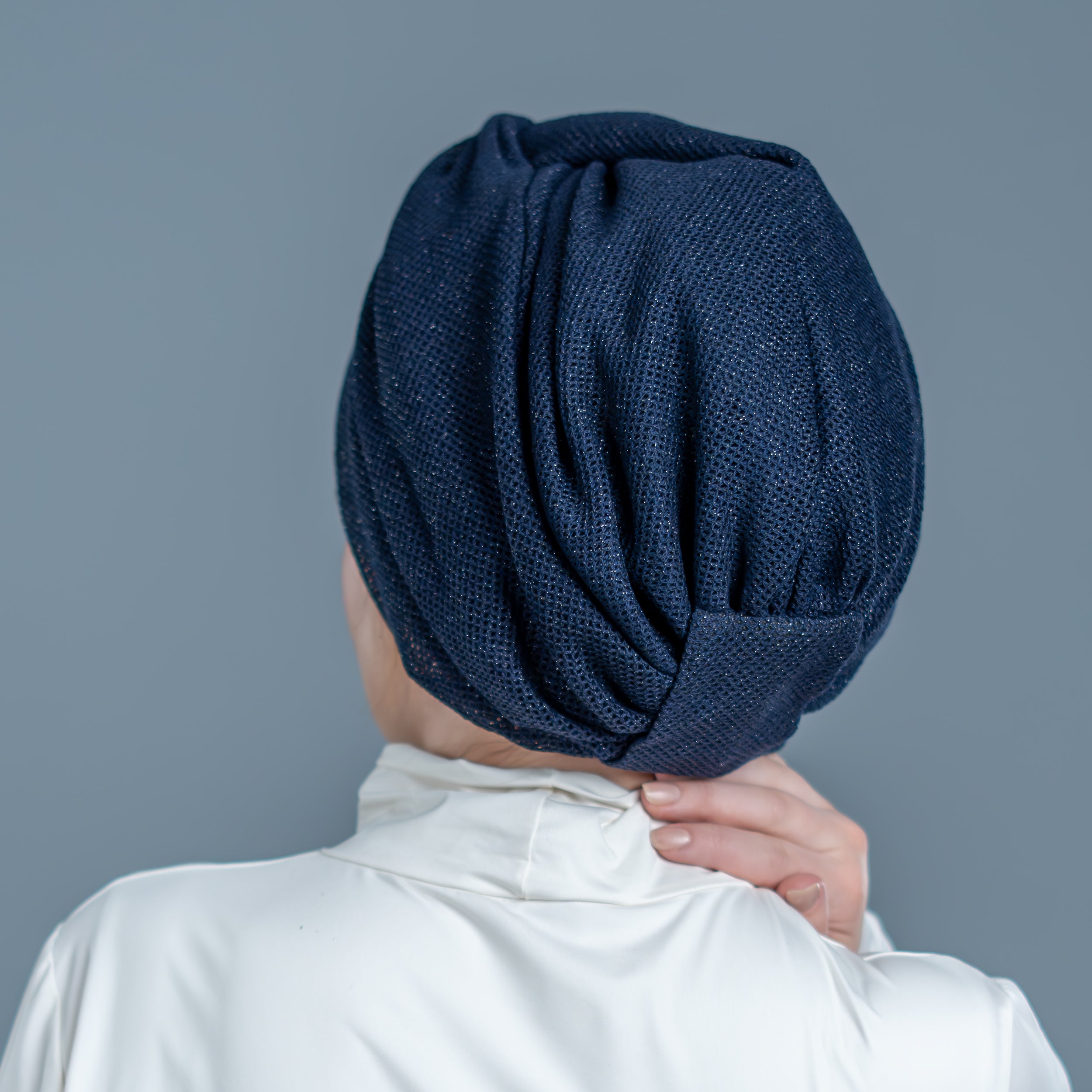 Barcelona Burgulu Bone - Simli Hafif Örme Kumaş