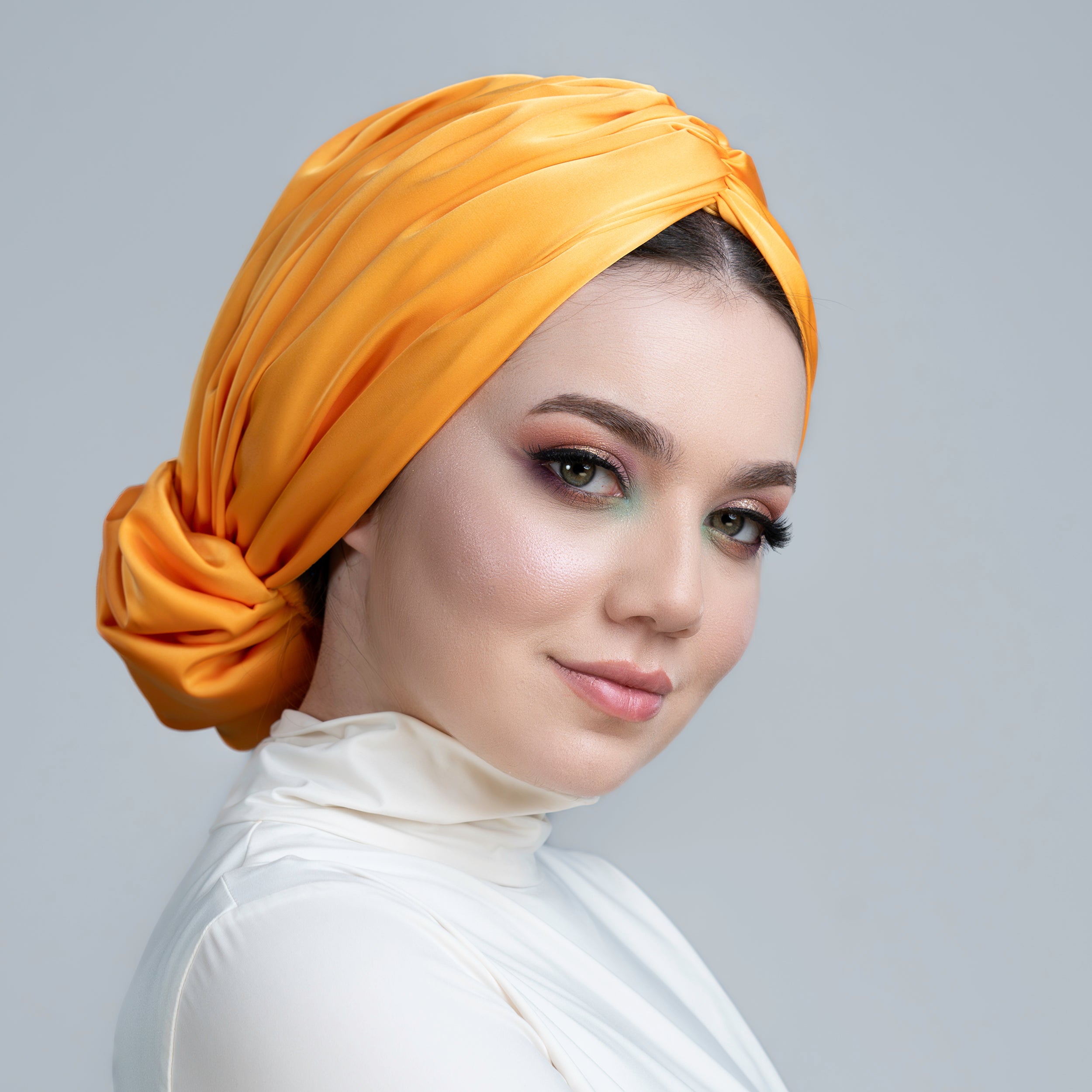 Abu Dhabi Ready-Made Bonnet - Lycra Satin Fabric - Black - BitterColors