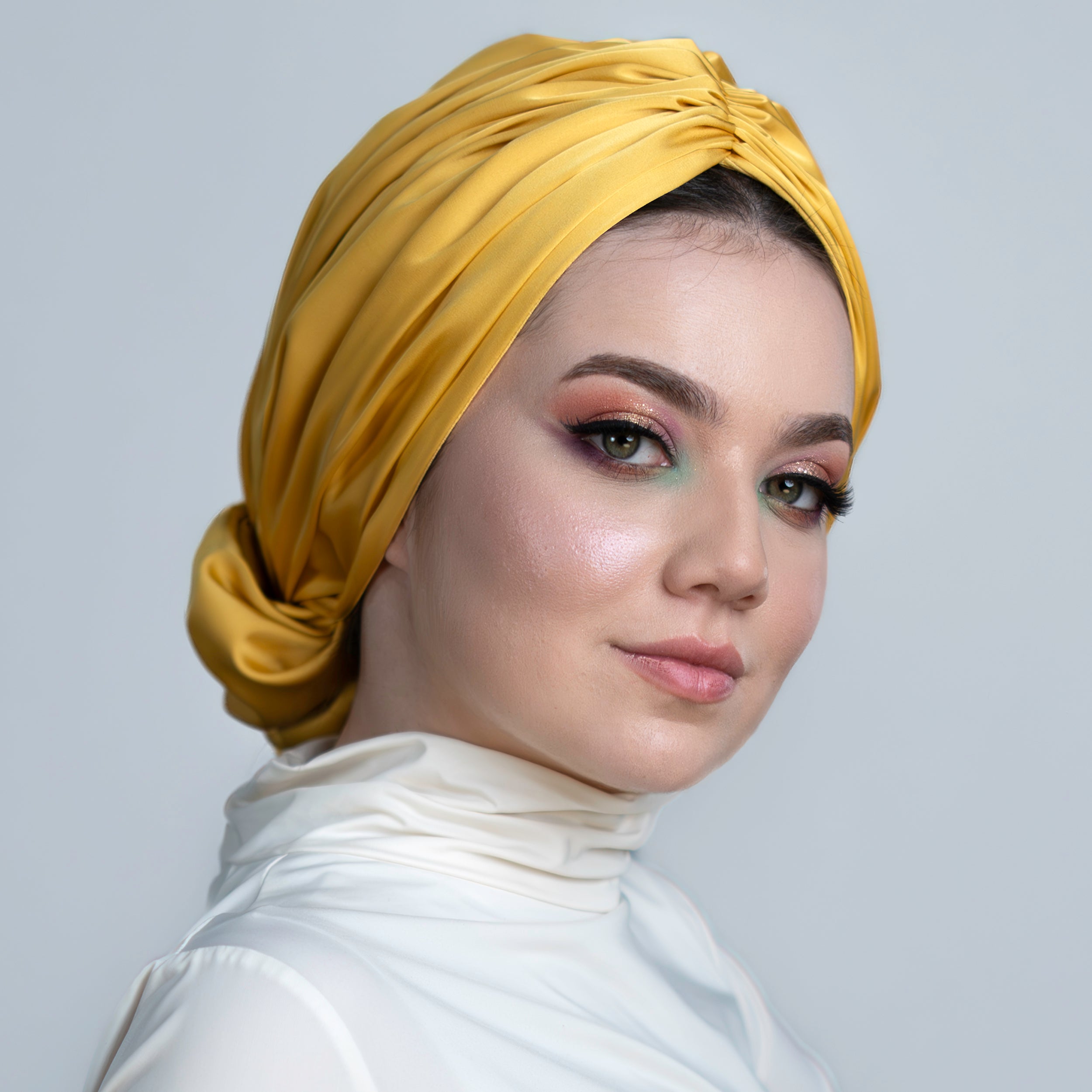Abu Dhabi Ready-Made Bonnet - Lycra Satin Fabric - Black - BitterColors