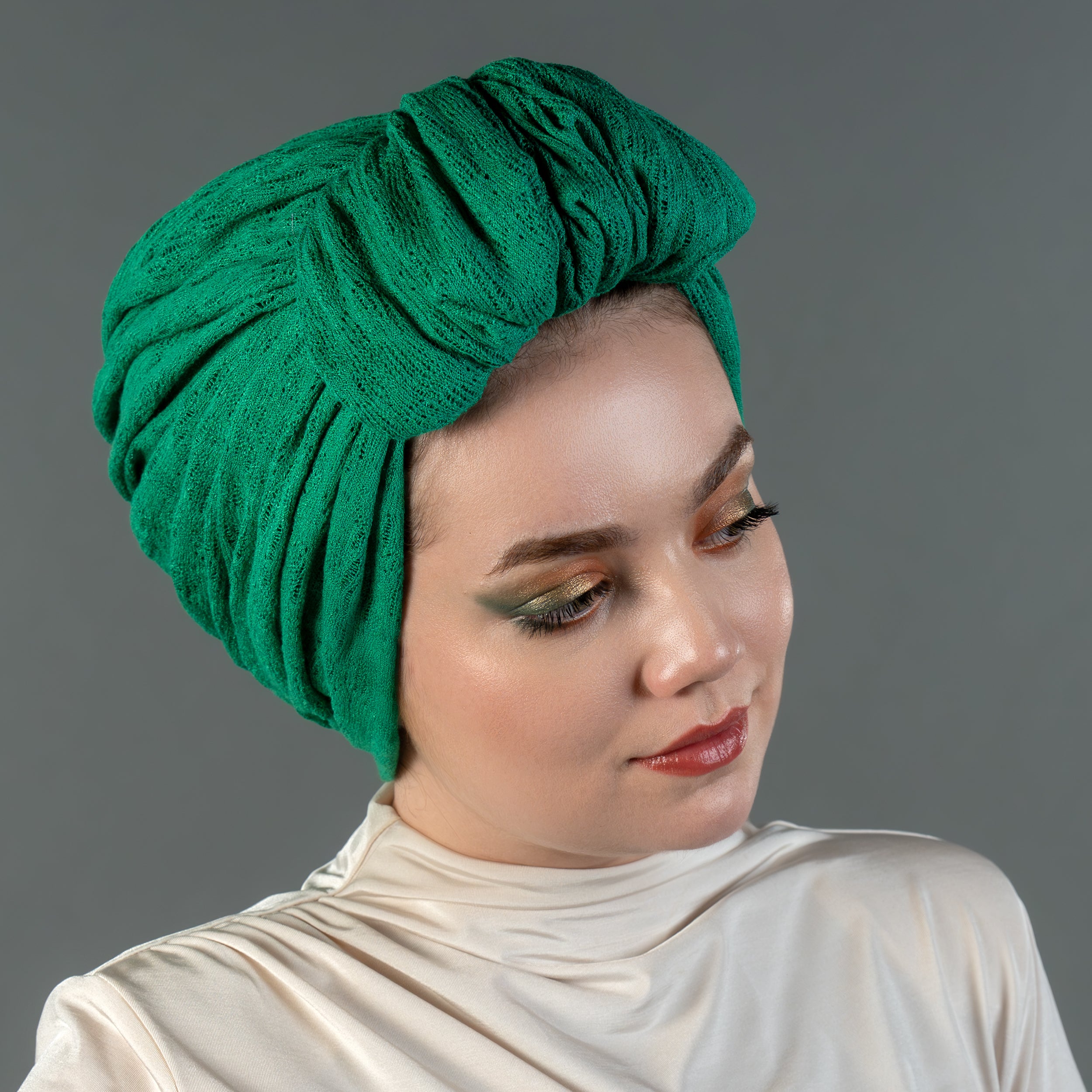 Beyrut Günlük Topuzlu Bone - Örme Kumaş