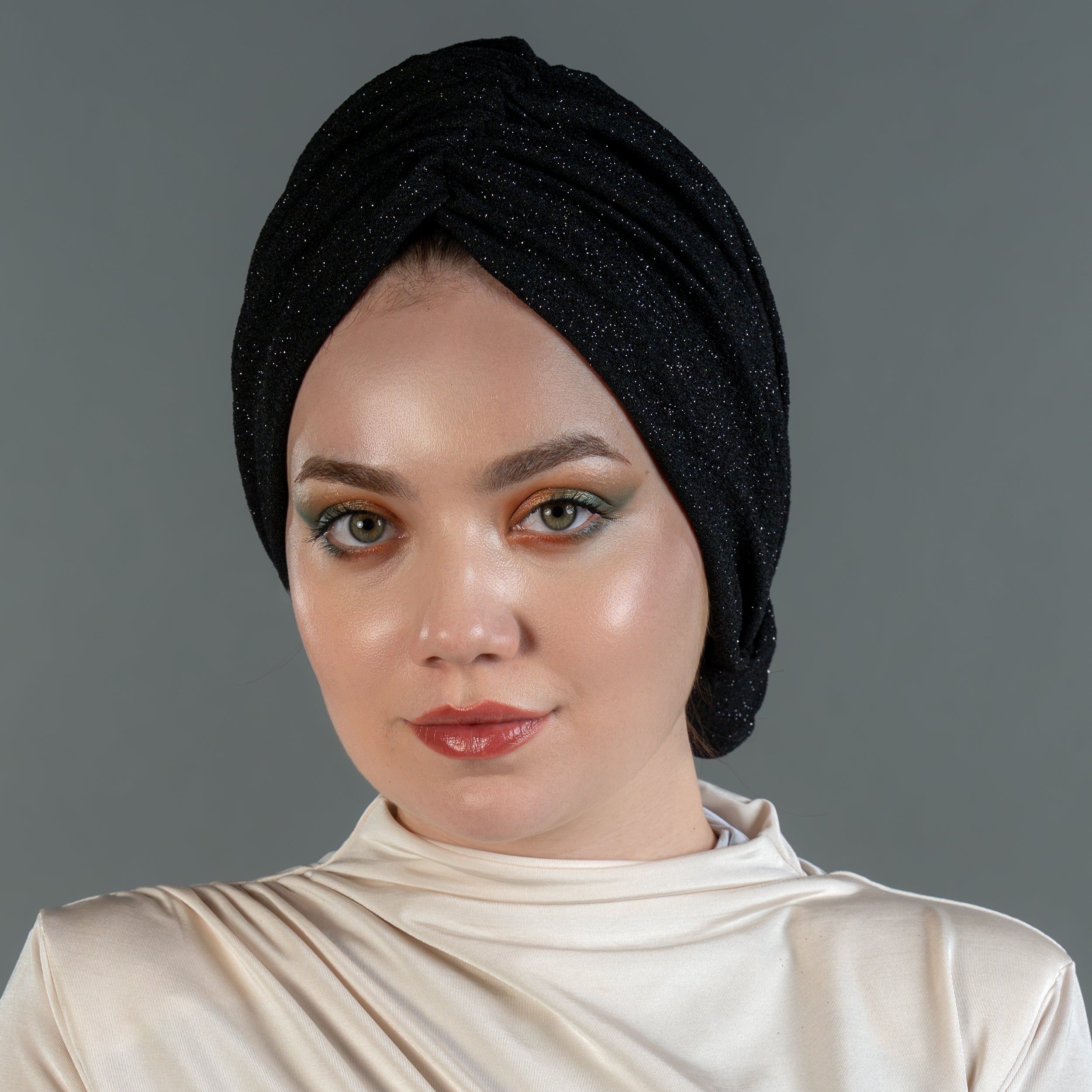 Beyrut Günlük Şık Topuzlu Bone - Simli Kumaş