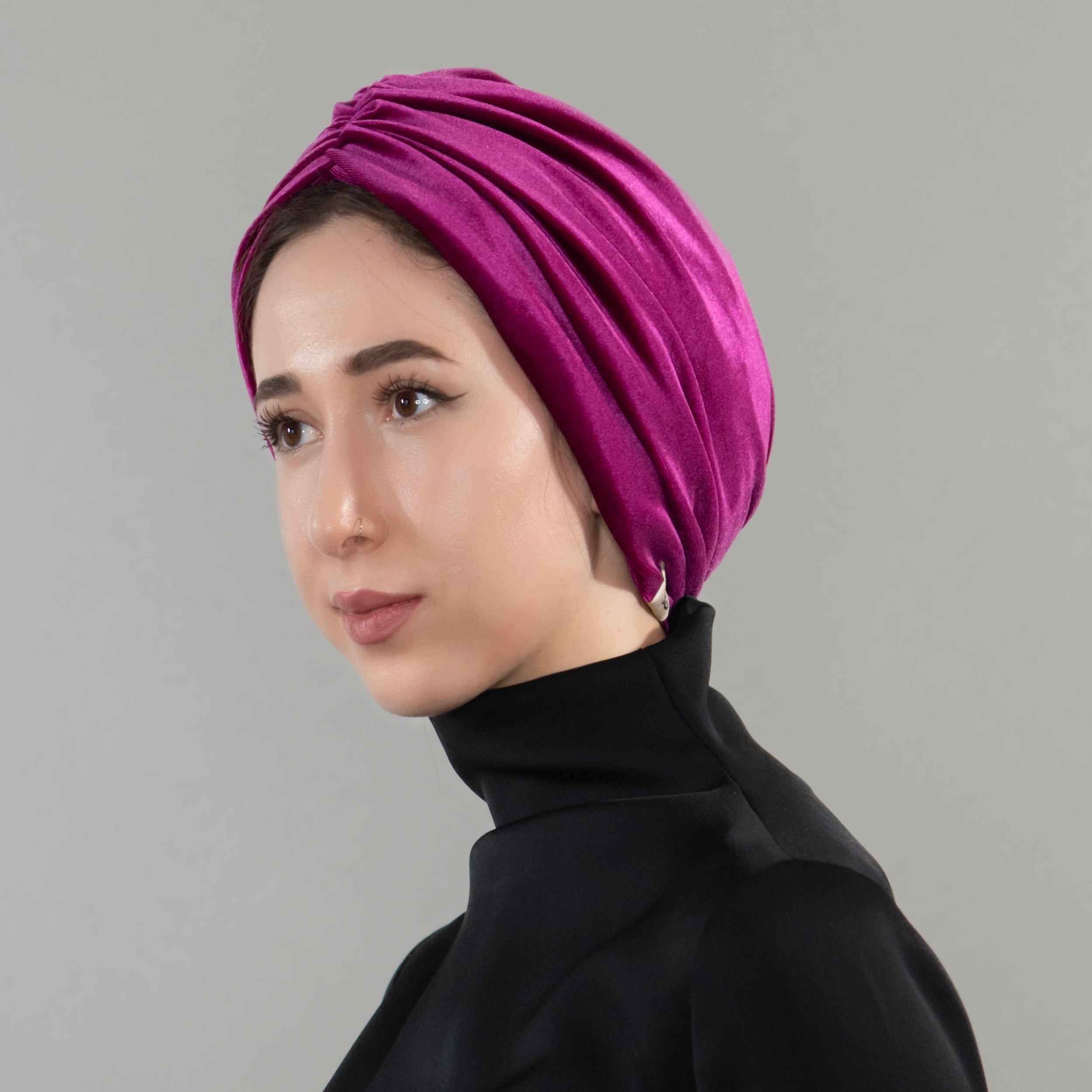 Milano Büzgülü Bone - Fuşya - Kadife Kumaş