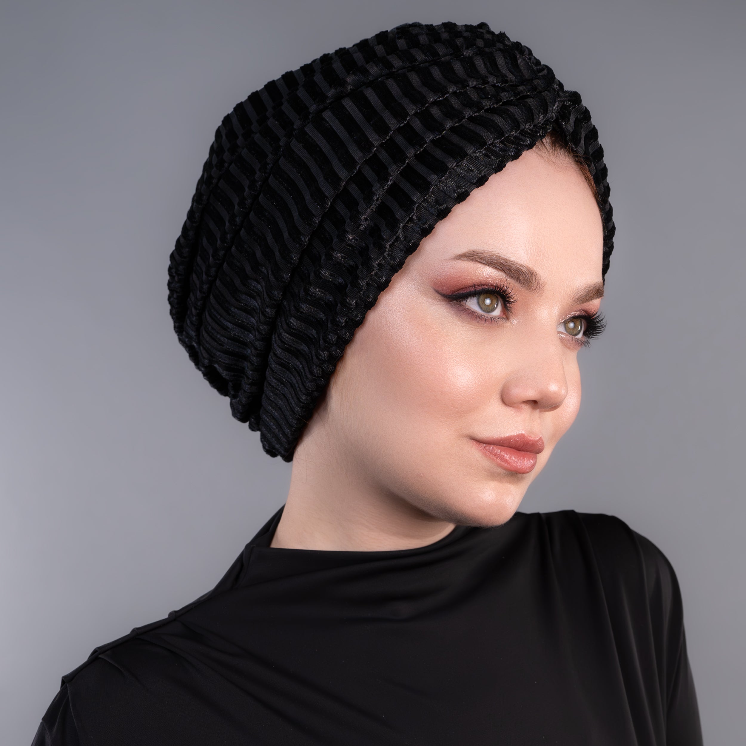 Milano Büzgülü Bone - Fitilli Siyah Kadife