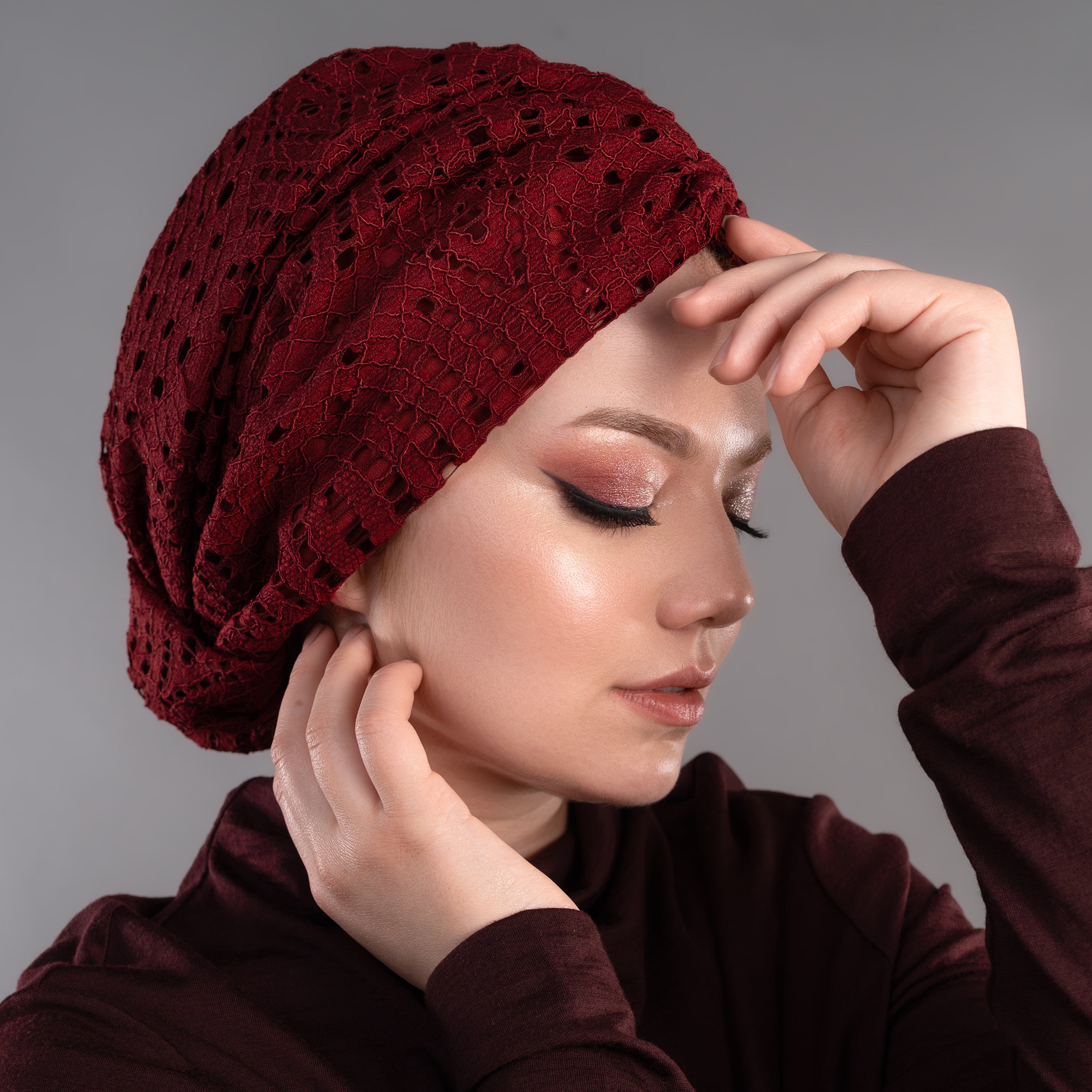 Beyrut Topuzlu Bone - Dantel Kumaş