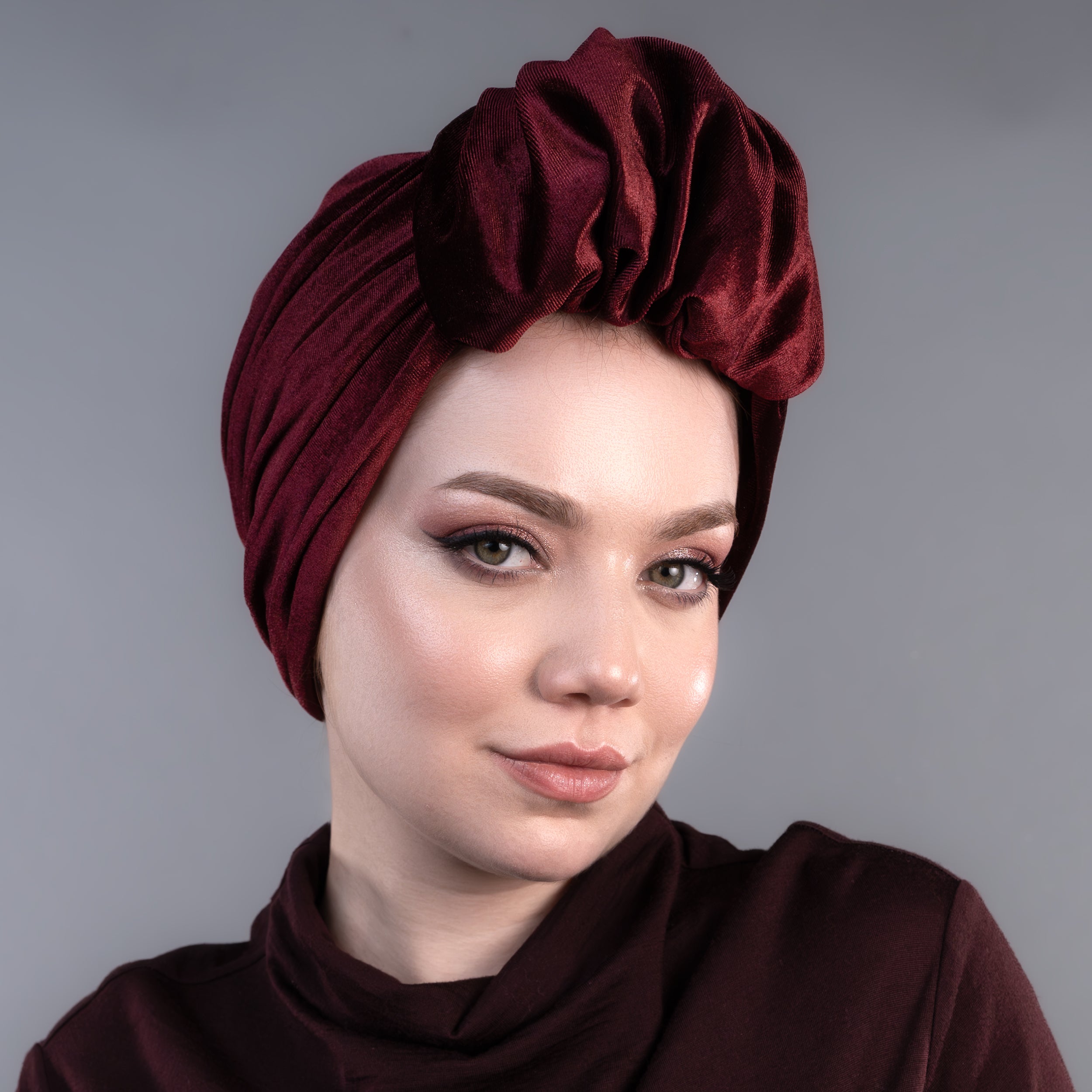 Beyrut Topuzlu Bone - Kadife Kumaş