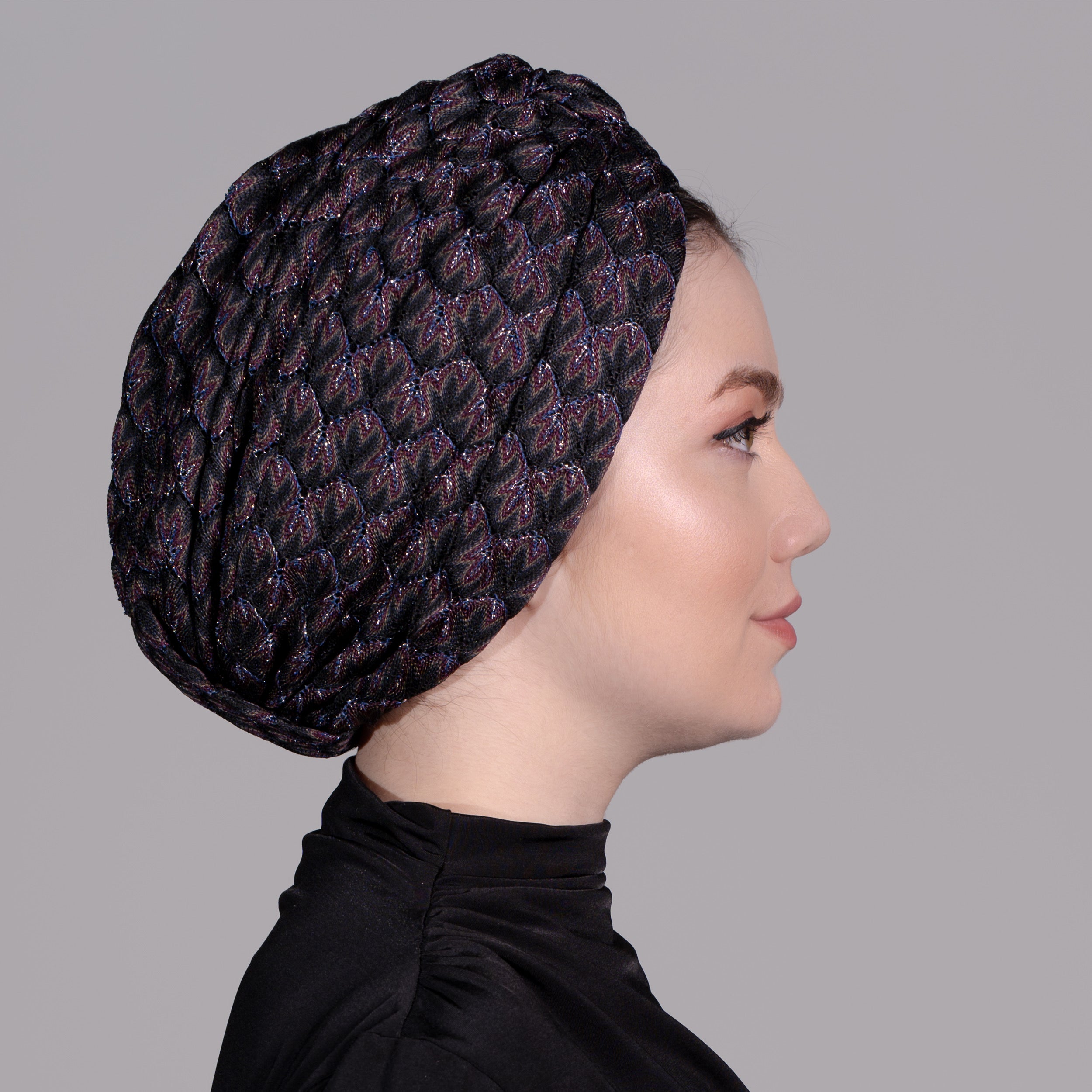 Barcelona Burgulu Bone - Lacivert Renkli - Zikzak Desenli Simli Örme Kumaş