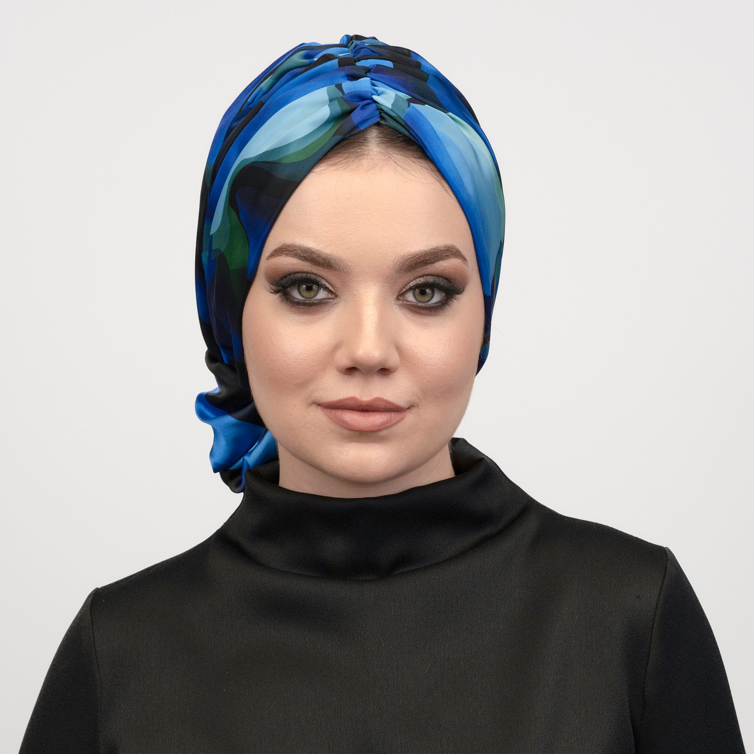 Abu Dabi Topuzlu Bone - Penye Astarlı - İpek Saten Kumaş