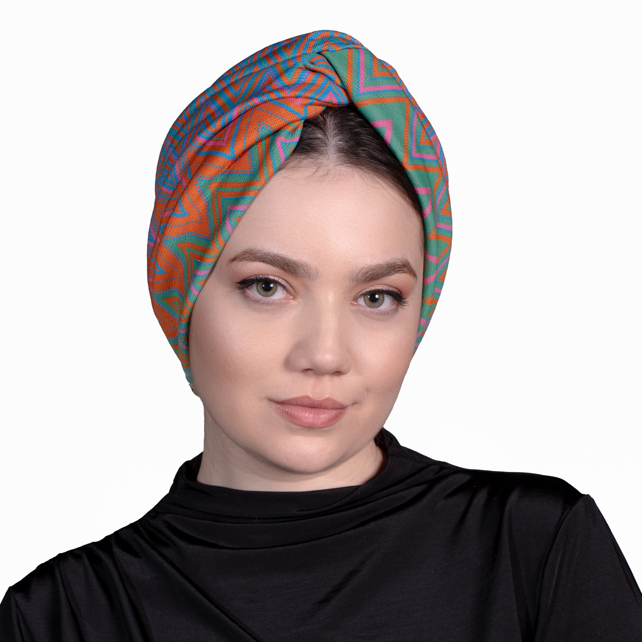 X Burgulu Büzgülü Bone – Zikzak Desenli Örme Kumaş