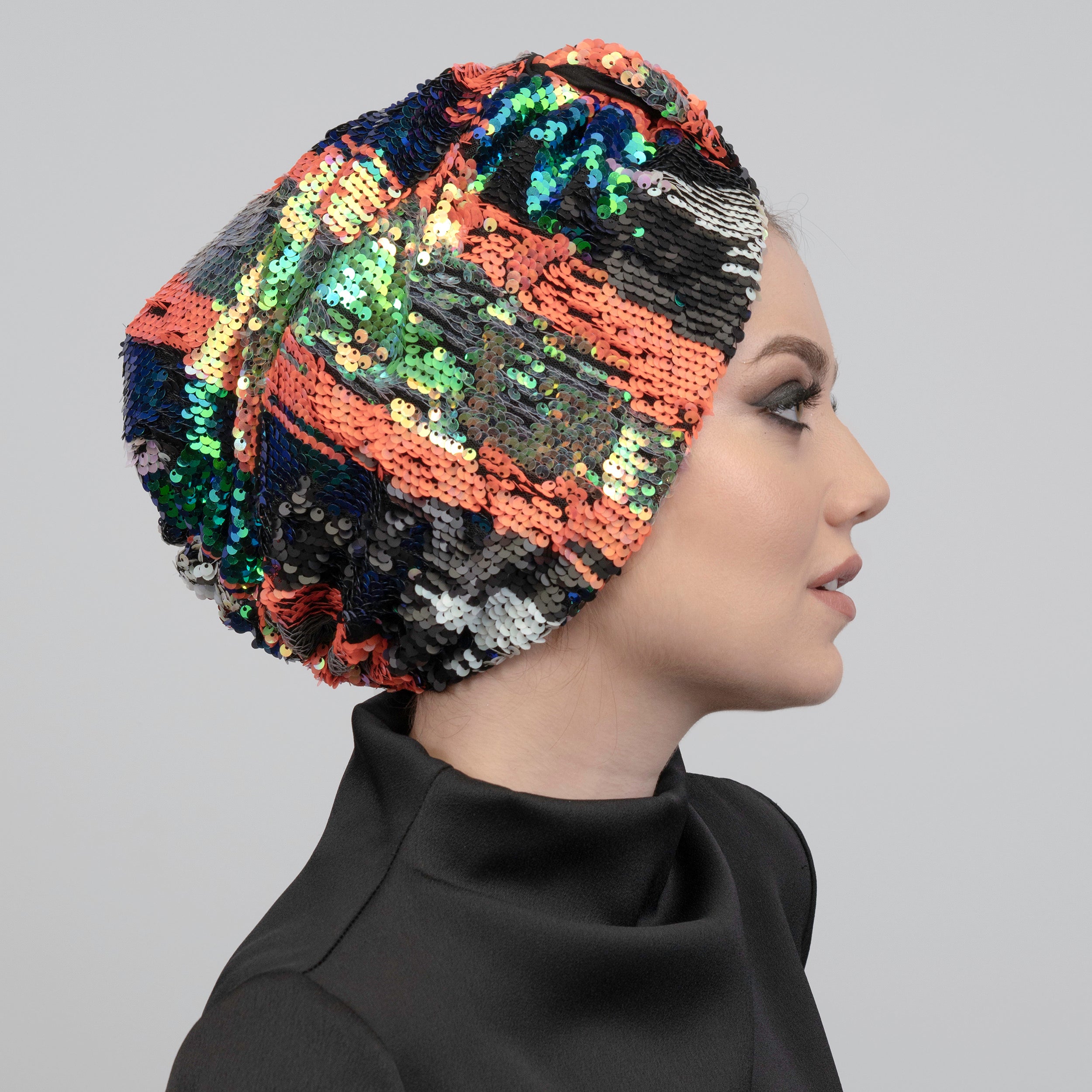 Roma Işıltılı Bone - Çok Renkli Pul Payet Kumaş