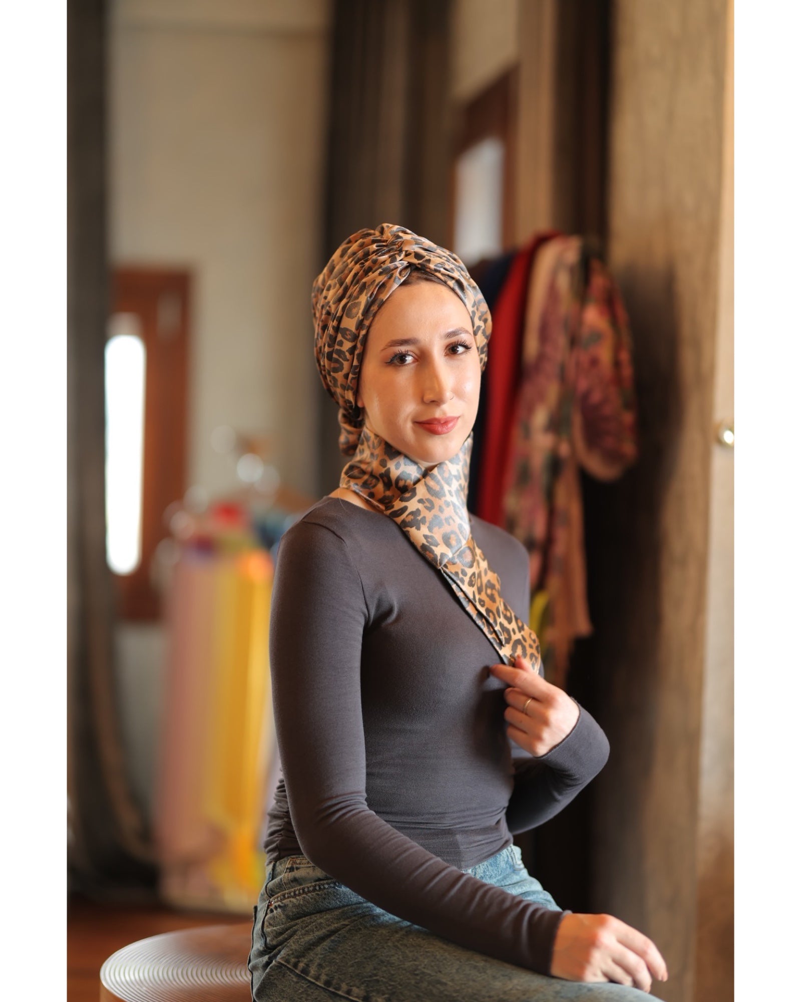 Esra Tokelli Leopar Desenli Penye Astarlı Büzgülü Bone - Kullanıma Hazır Bone - Çok Renkli - BitterColors