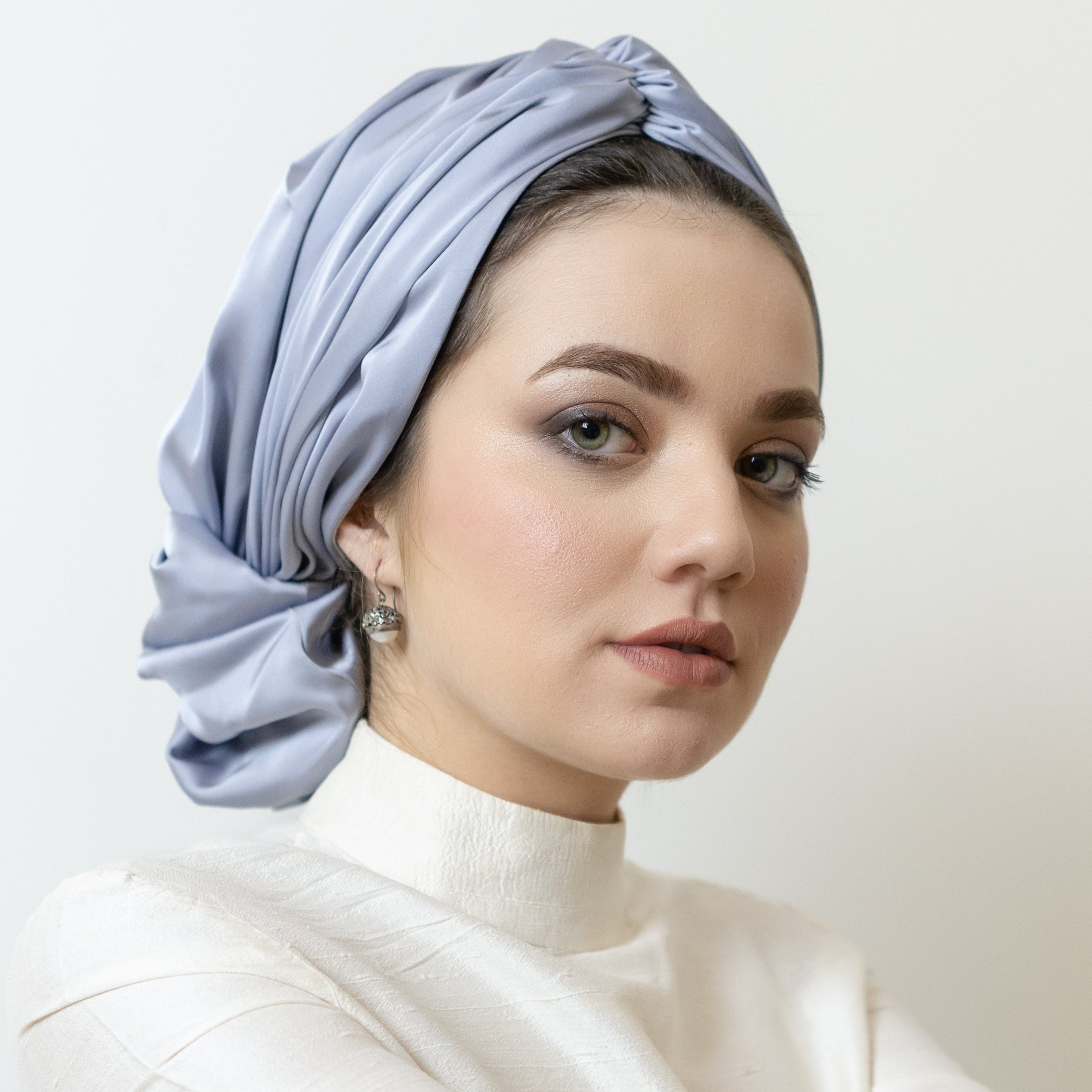 Abu Dhabi Ready-Made Bonnet - Lycra Satin Fabric - Black - BitterColors