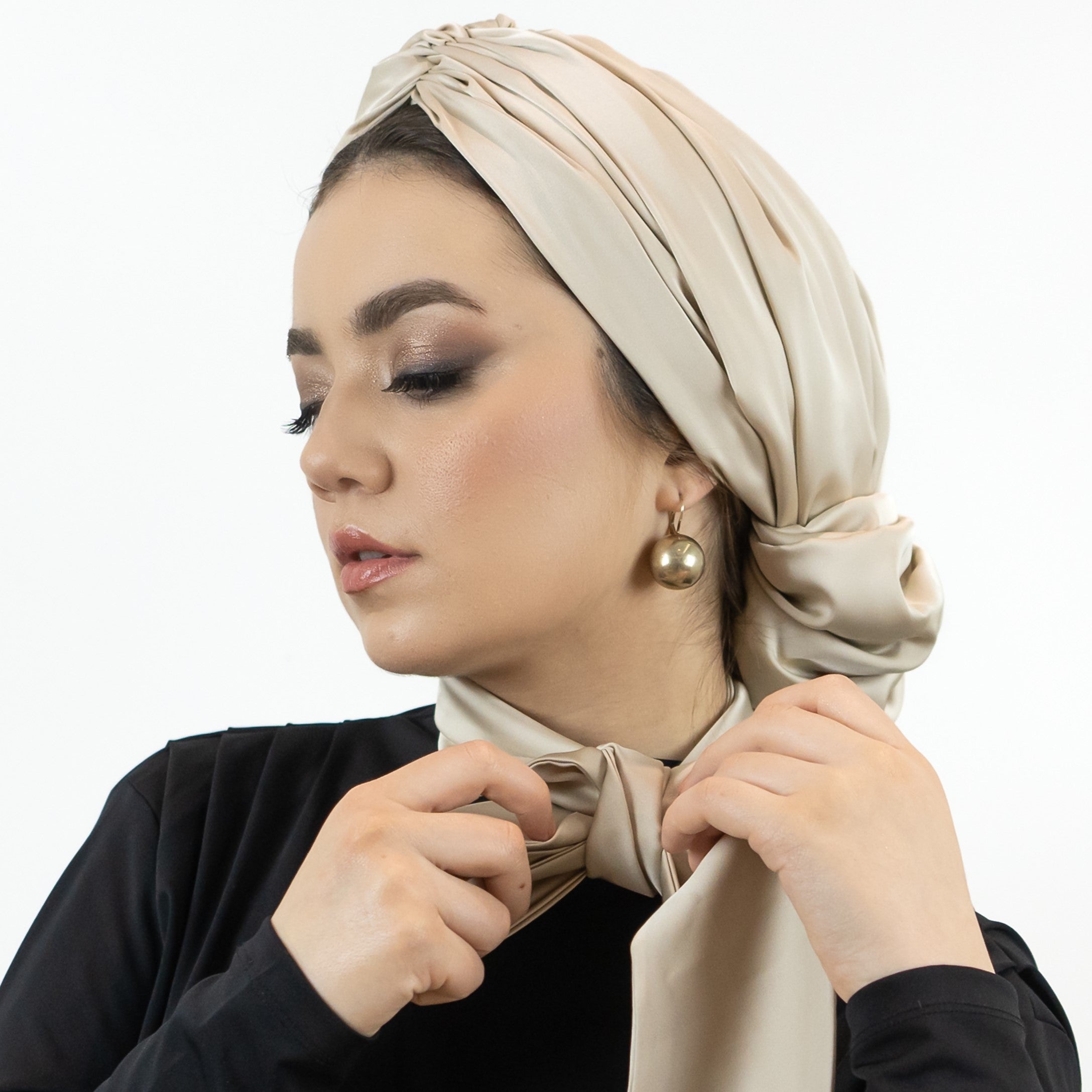 Abu Dhabi Ready-Made Bonnet - Lycra Satin Fabric - Black - BitterColors