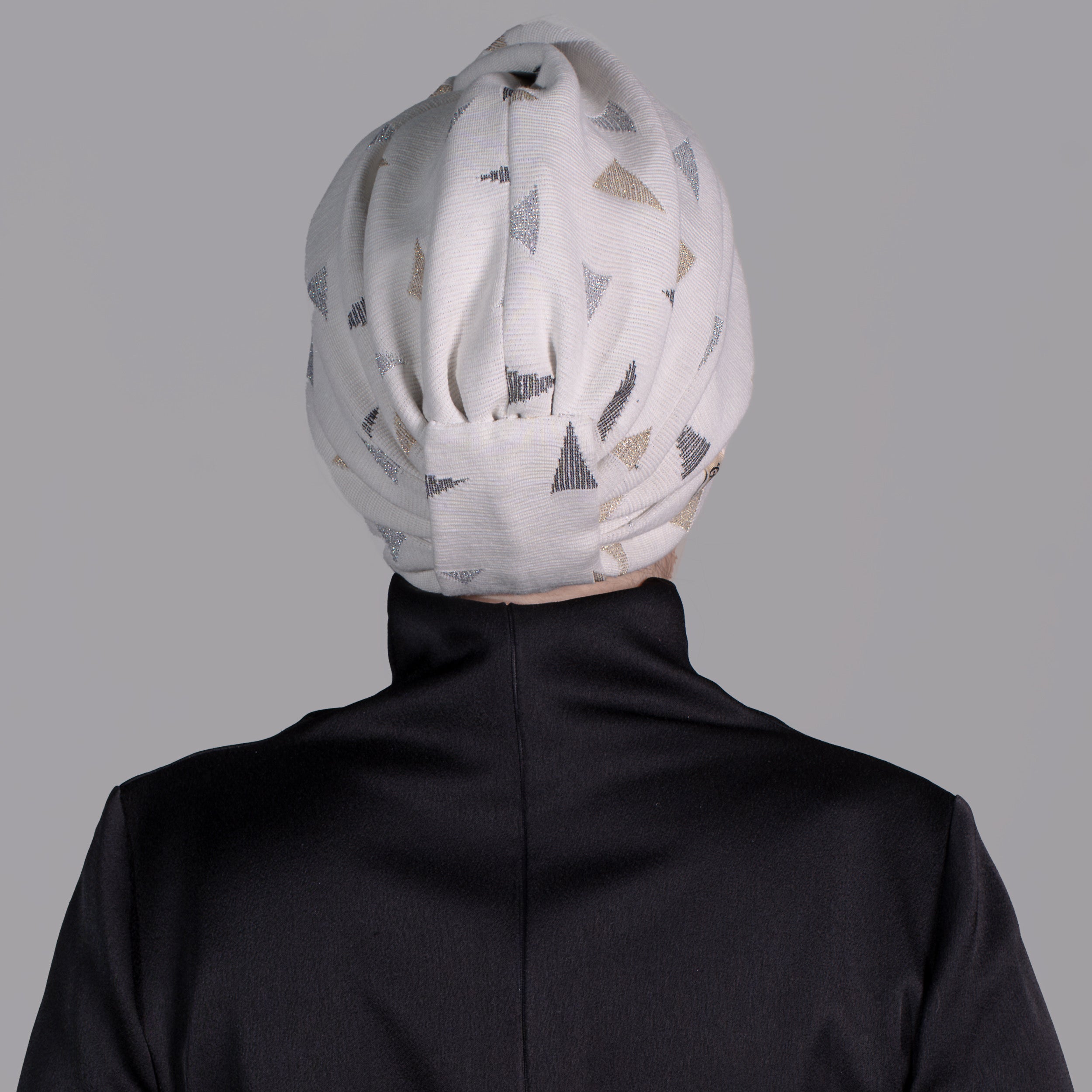 Barcelona Burgulu Bone - Simli Geometrik Desenli Örme Kumaş