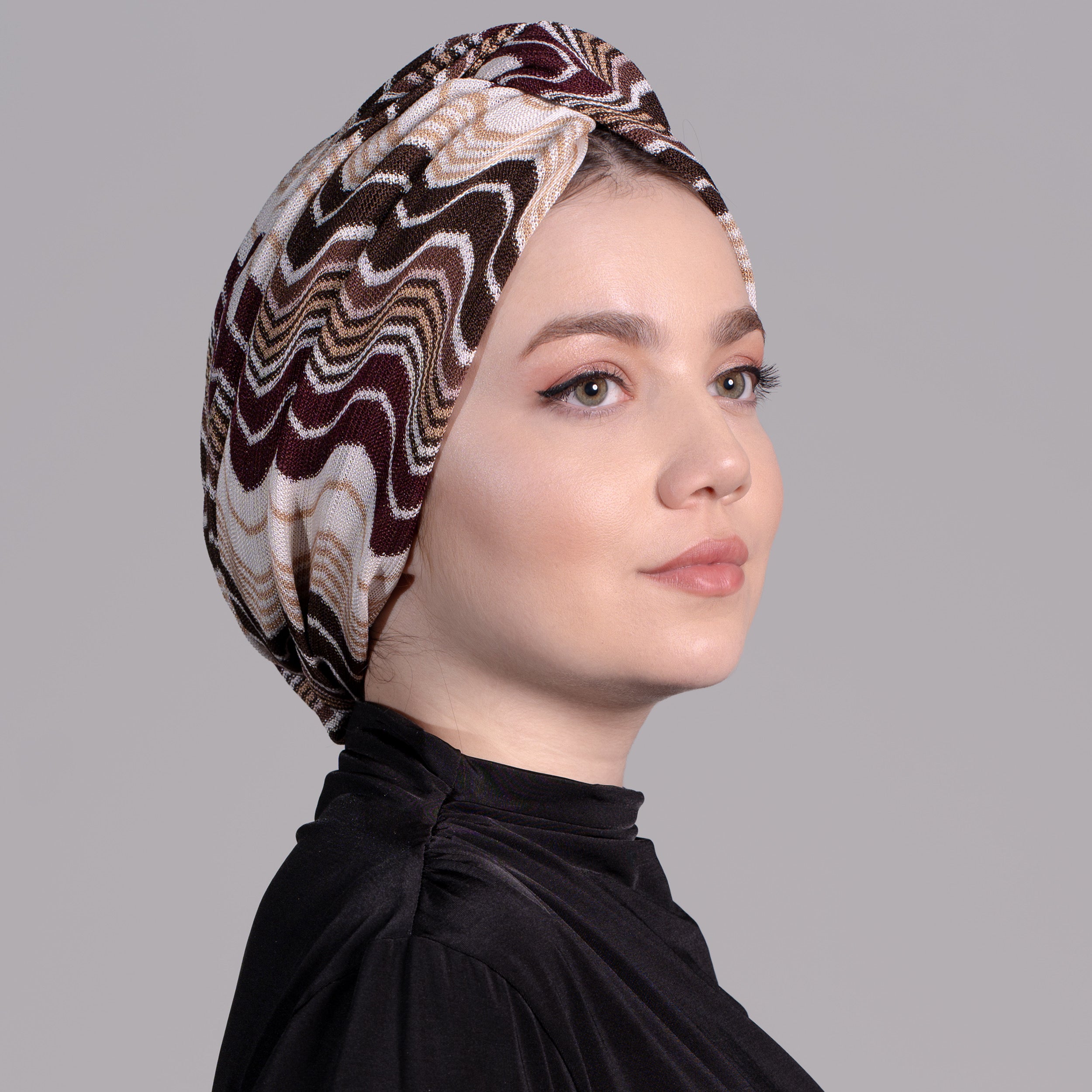 Barcelona Burgulu Bone - Kahve Krem Renkli - Dalga Desenli Hafif Örme Kumaş