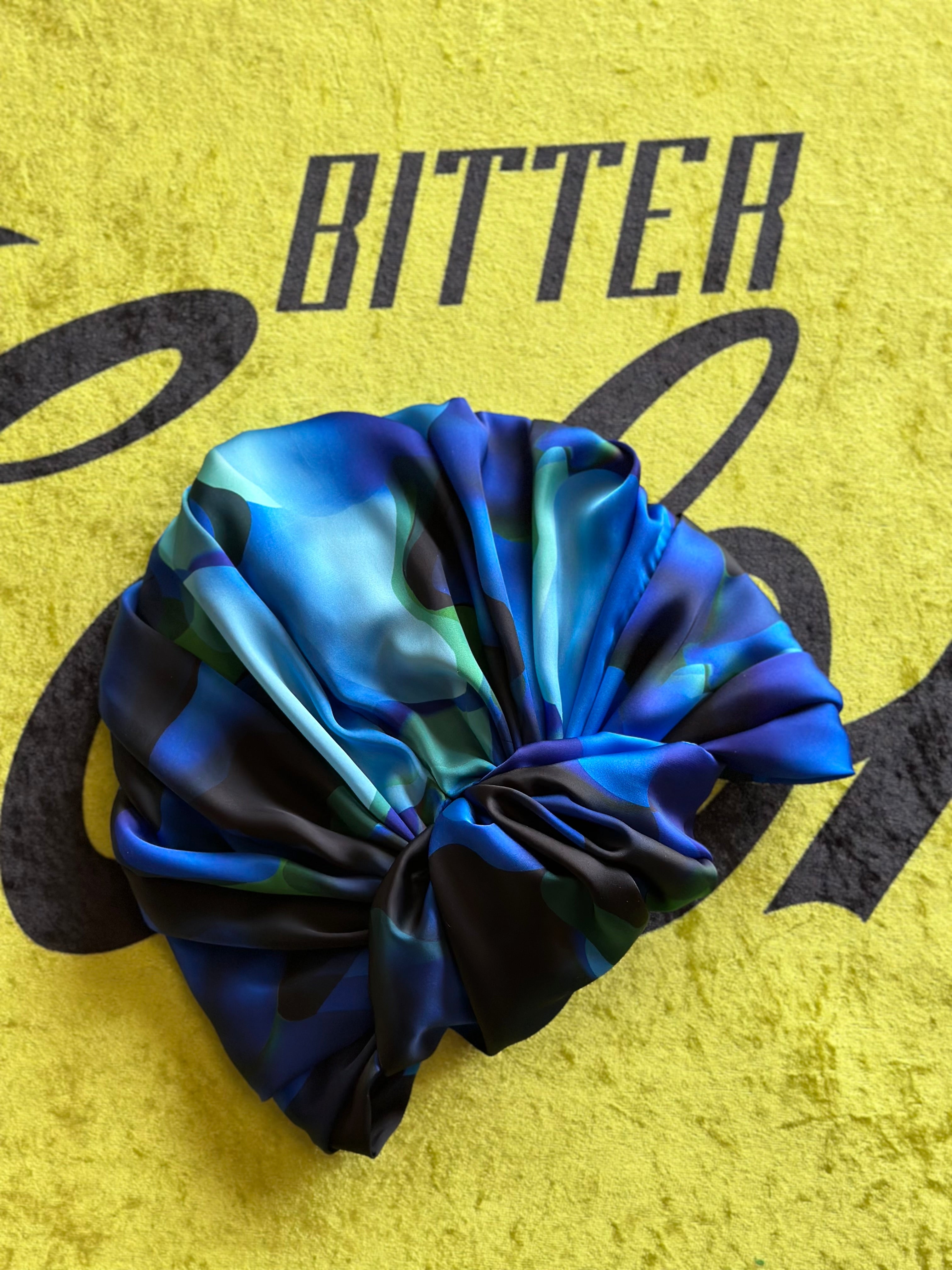 Abu Dabi - İpek Saten Topuzlu Bone